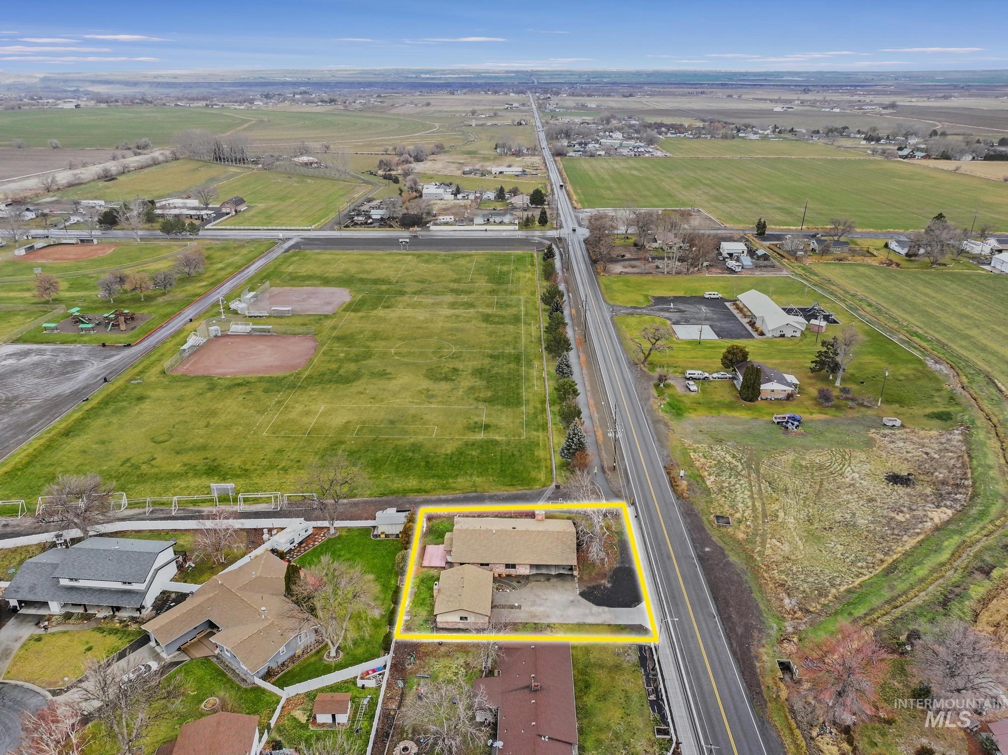 409 Clear Lakes Road, Buhl, Idaho 83316, 3 Bedrooms, 2 Bathrooms, Residential For Sale, Price $334,900, 98970062