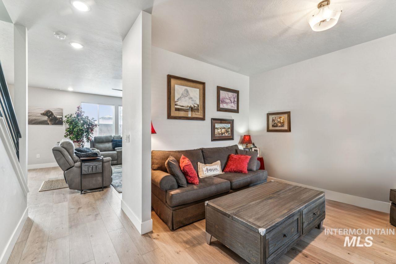 7163 W Storywood St., Boise, Idaho 83709, 4 Bedrooms, 3 Bathrooms, Residential For Sale, Price $629,900, 98970066