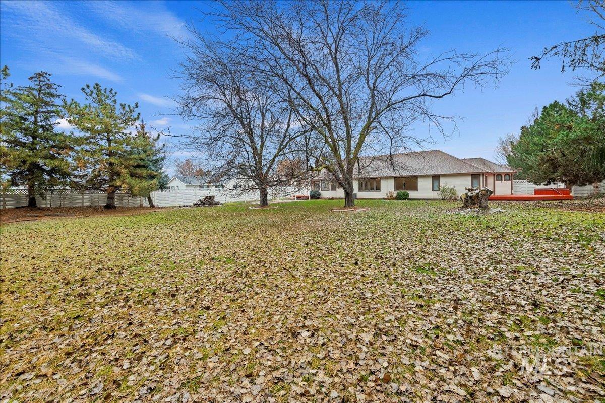 1515 Southside Blvd, Nampa, Idaho 83686, 3 Bedrooms, 2 Bathrooms, Residential For Sale, Price $749,900,MLS 98970069