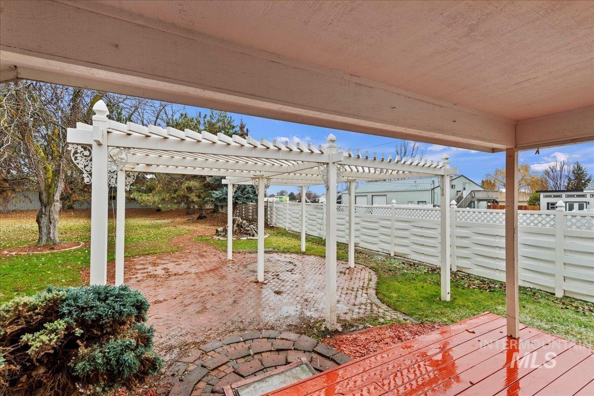 1515 Southside Blvd, Nampa, Idaho 83686, 3 Bedrooms, 2 Bathrooms, Residential For Sale, Price $749,900,MLS 98970069