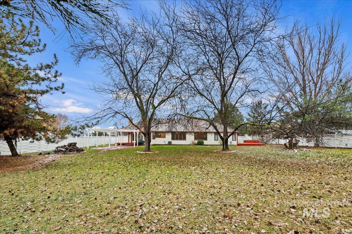 1515 Southside Blvd, Nampa, Idaho 83686, 3 Bedrooms, 2 Bathrooms, Residential For Sale, Price $749,900,MLS 98970069