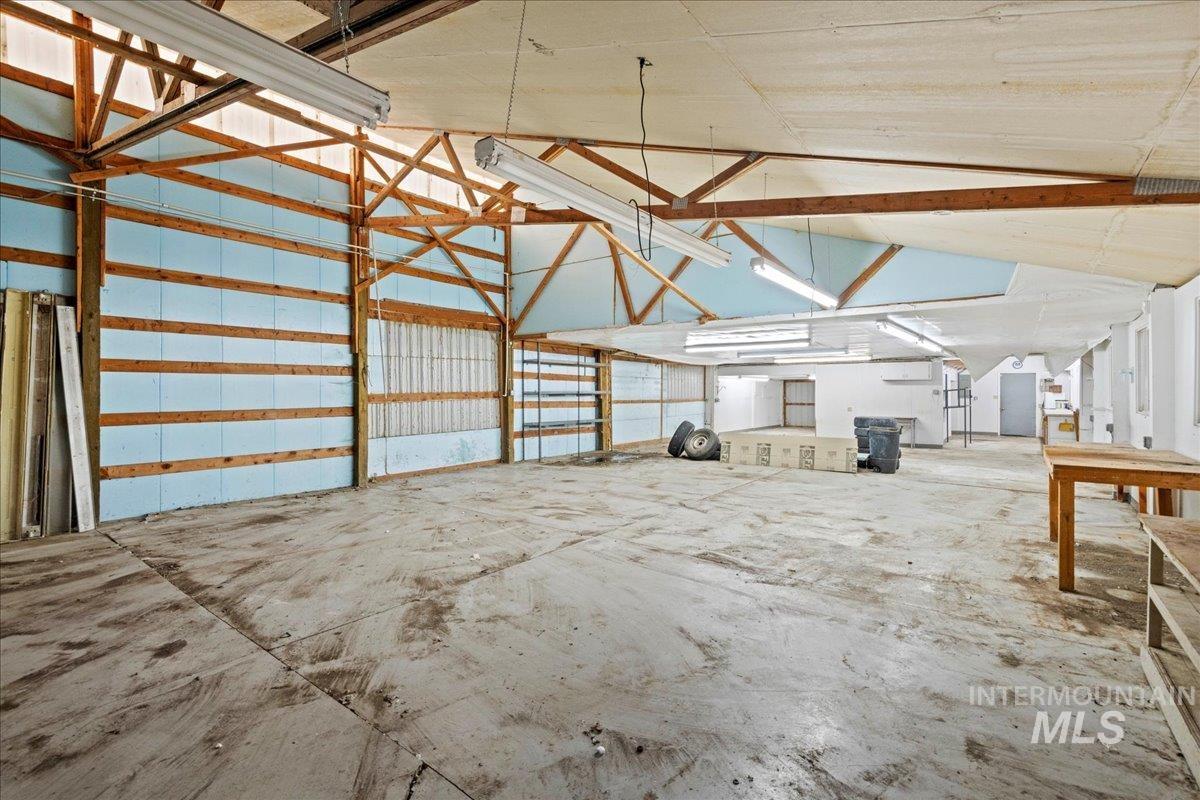 1515 Southside Blvd, Nampa, Idaho 83686, 3 Bedrooms, 2 Bathrooms, Residential For Sale, Price $749,900,MLS 98970069