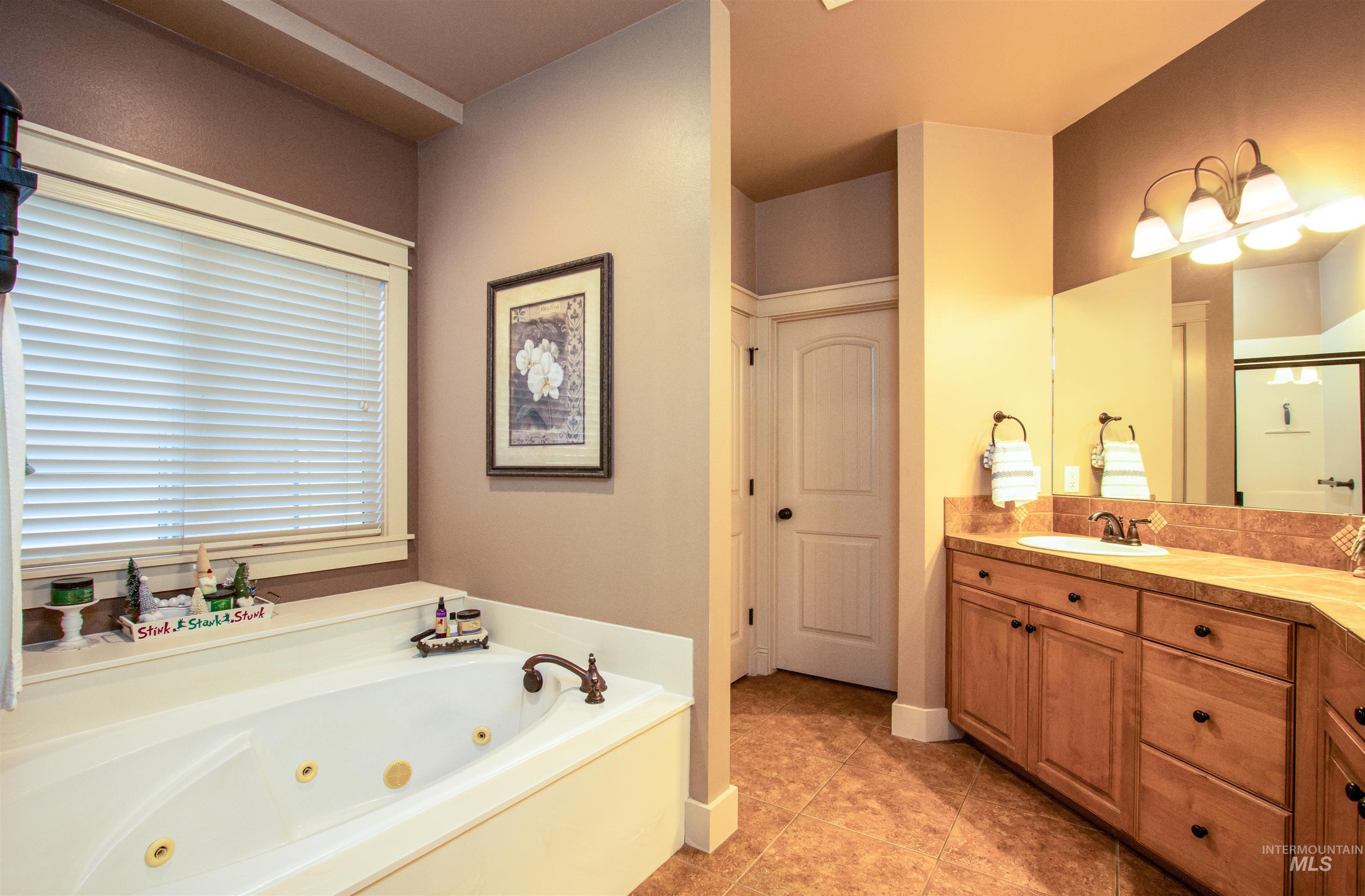 4512 N Trail Blazer, Meridian, Idaho 83642, 4 Bedrooms, 2.5 Bathrooms, Residential For Sale, Price $769,900, 98970071