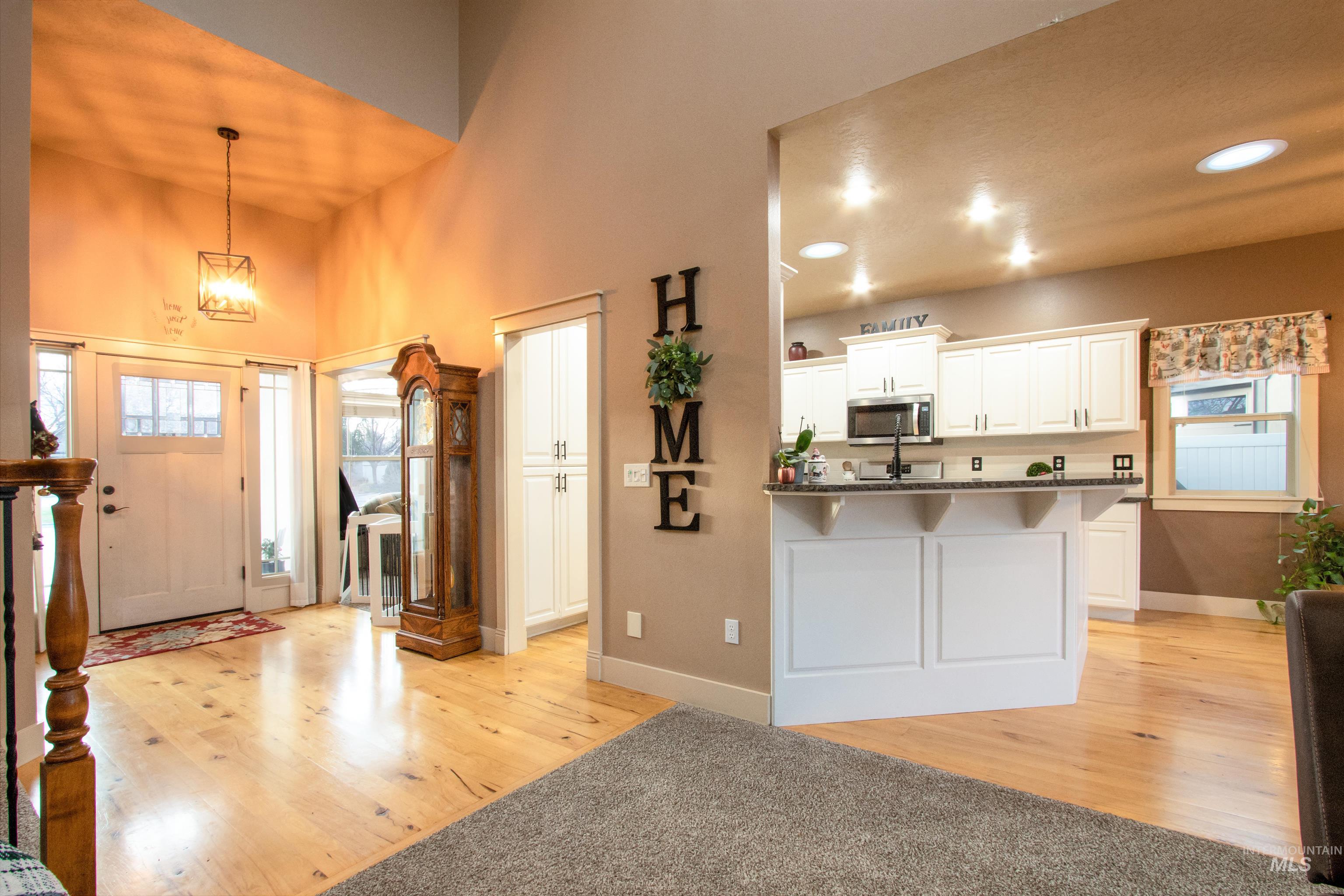 4512 N Trail Blazer, Meridian, Idaho 83642, 4 Bedrooms, 2.5 Bathrooms, Residential For Sale, Price $769,900, 98970071