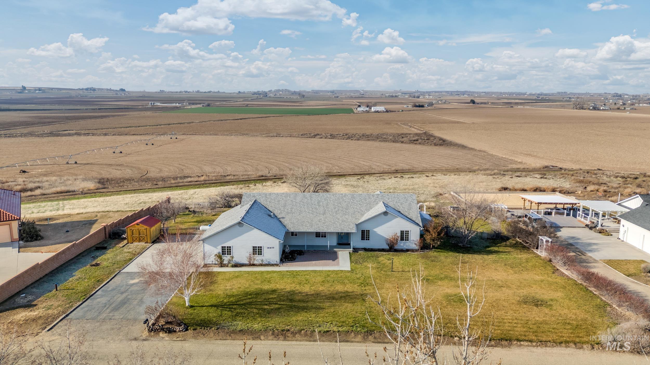 16677 Sage Acres Ln, Caldwell, Idaho 83607, 3 Bedrooms, 2.5 Bathrooms, Residential For Sale, Price $799,900,MLS 98970075