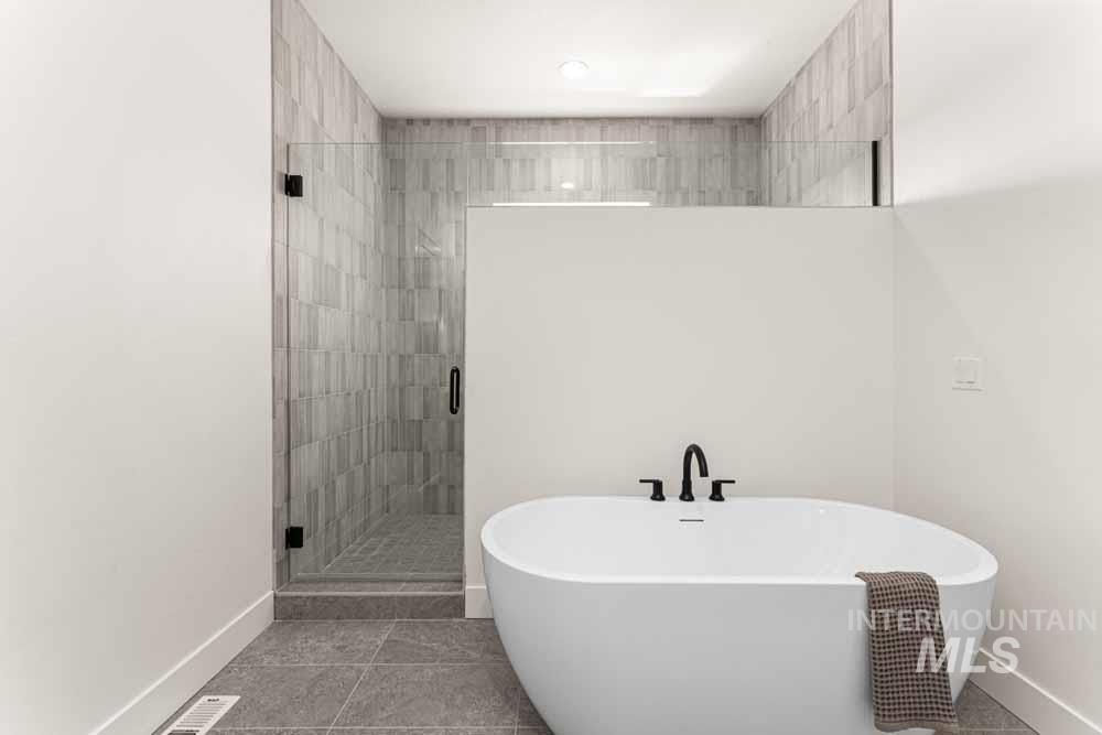 3343 W Tahoe View St, Eagle, Idaho 83616, 4 Bedrooms, 3.5 Bathrooms, Residential For Sale, Price $1,294,000, 98970077