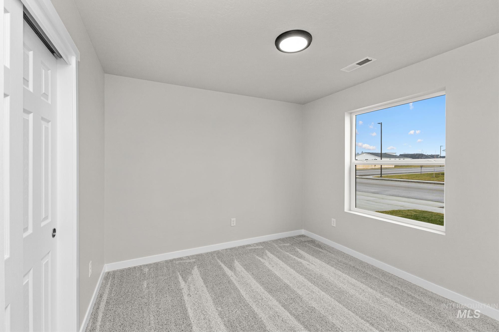 1071 Woods Bog Ave, Middleton, Idaho 83644, 4 Bedrooms, 2 Bathrooms, Residential For Sale, Price $409,990,MLS 98970087