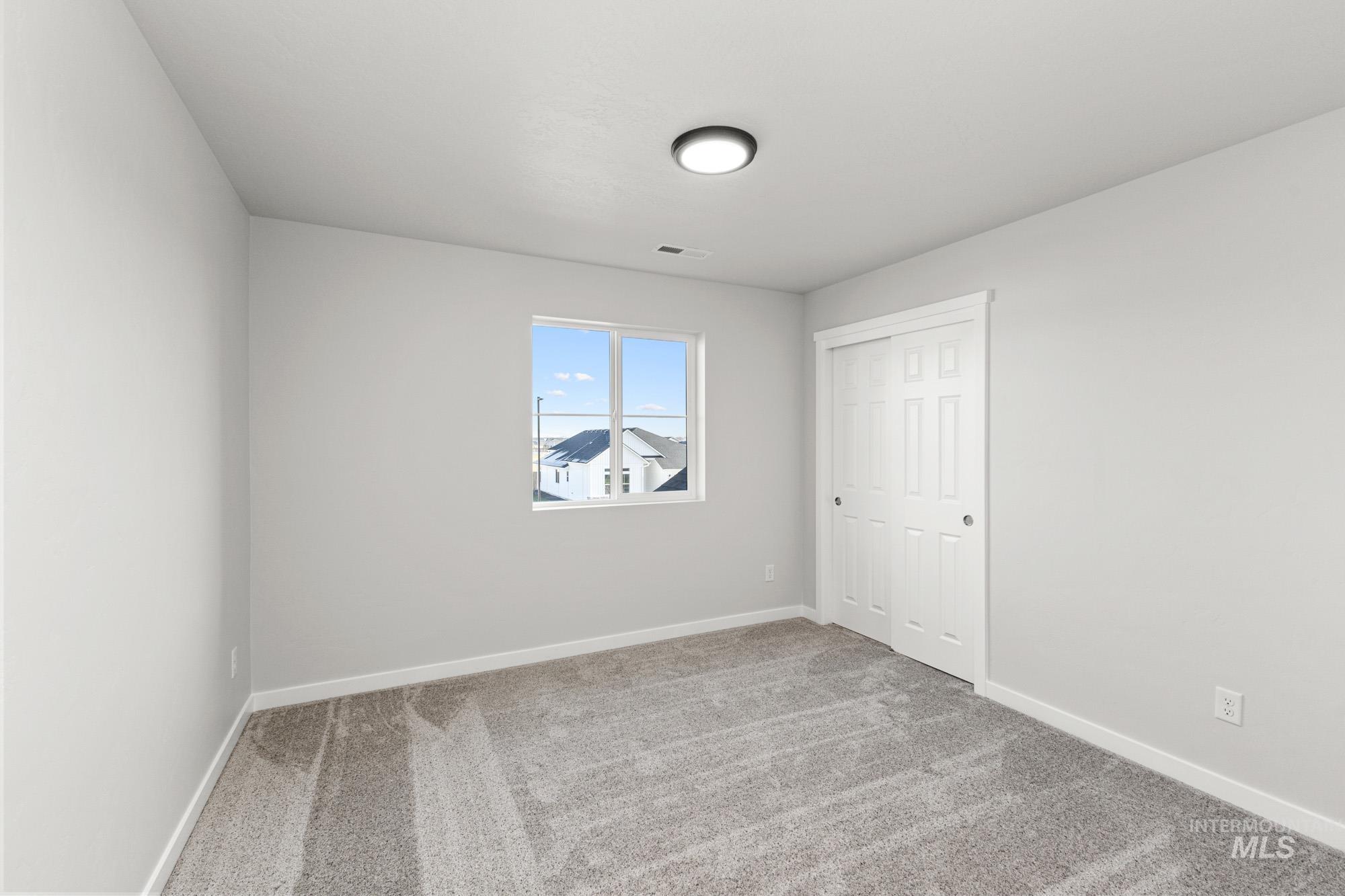 1077 Woods Bog Ave, Middleton, Idaho 83644, 4 Bedrooms, 2.5 Bathrooms, Residential For Sale, Price $529,990,MLS 98970088