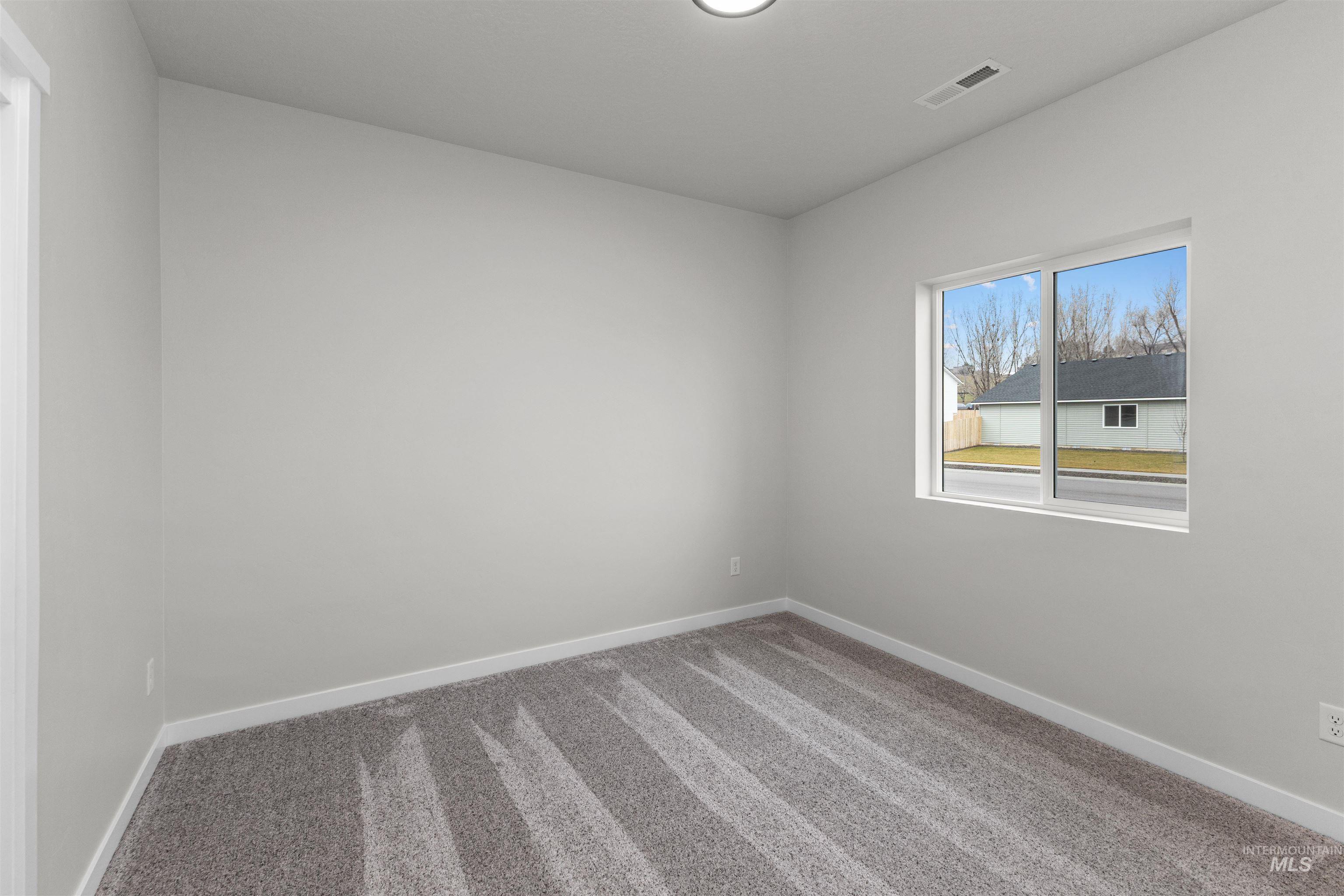 1079 Woods Bog Ct, Middleton, Idaho 83644, 3 Bedrooms, 2 Bathrooms, Residential For Sale, Price $429,990,MLS 98970089