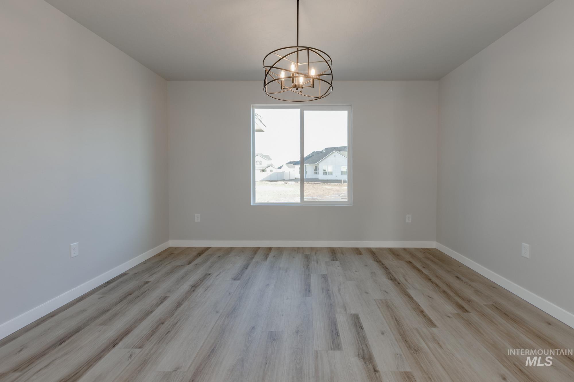 17428 N Union Springs Pl, Nampa, Idaho 83687, 4 Bedrooms, 3 Bathrooms, Residential For Sale, Price $564,990,MLS 98970096