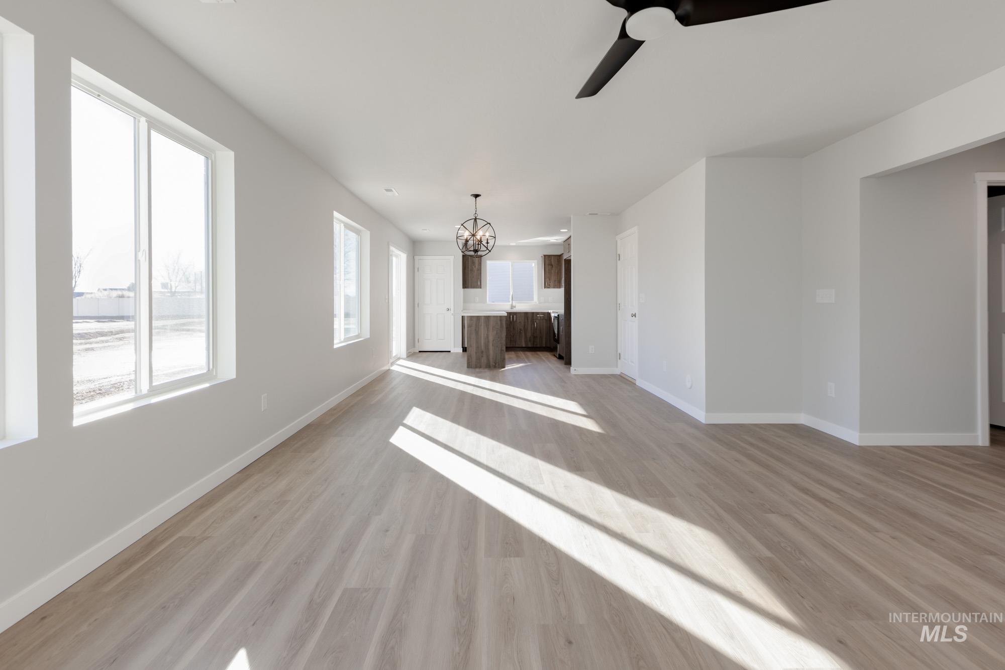 17440 N Union Springs Pl, Nampa, Idaho 83687, 4 Bedrooms, 2.5 Bathrooms, Residential For Sale, Price $429,990,MLS 98970098