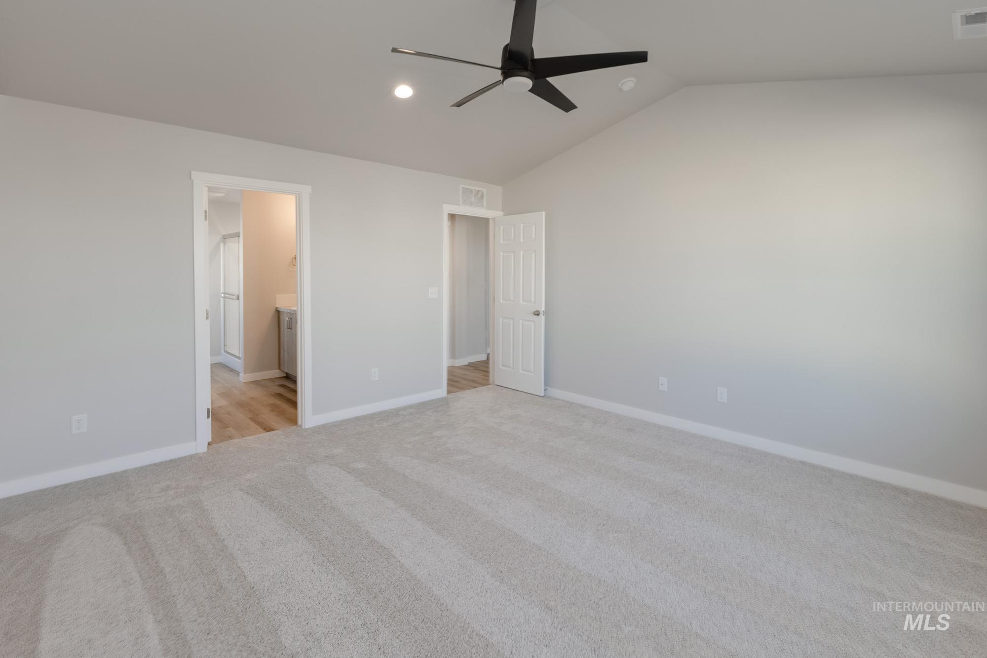 17393 N Aspen Springs Way, Nampa, Idaho 83687, 3 Bedrooms, 2 Bathrooms, Residential For Sale, Price $484,990,MLS 98970099