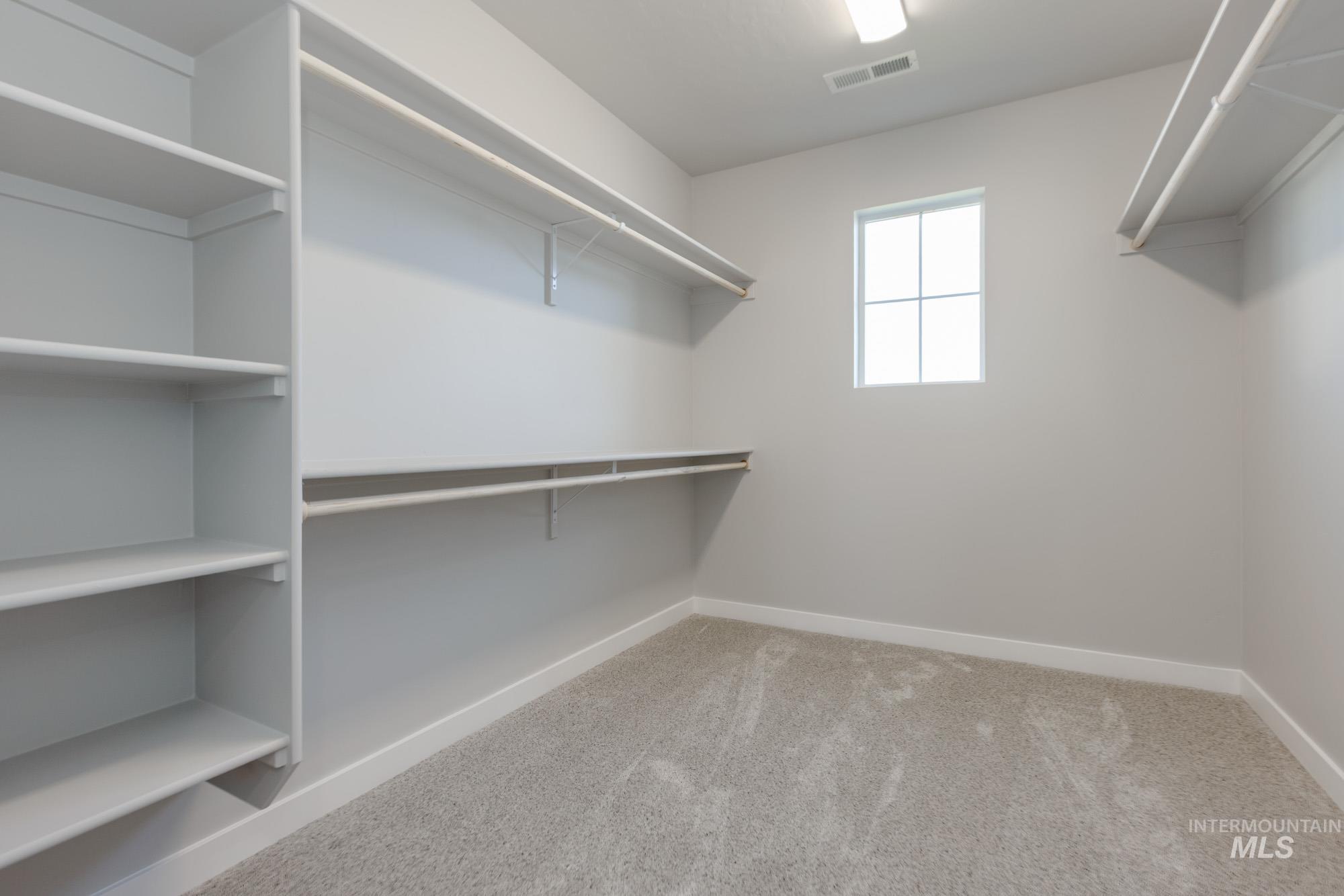 17393 N Aspen Springs Way, Nampa, Idaho 83687, 3 Bedrooms, 2 Bathrooms, Residential For Sale, Price $484,990,MLS 98970099