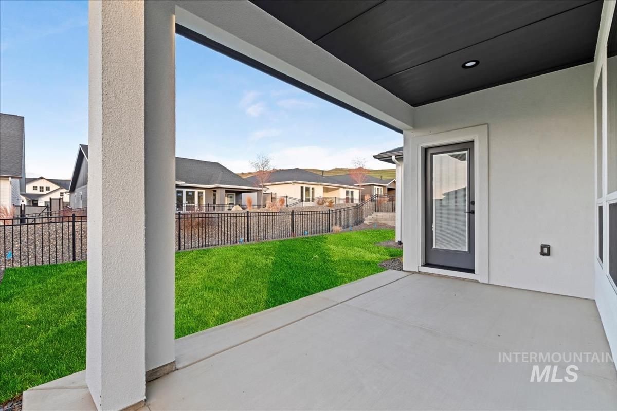 6625 N Good Drive, Eagle, Idaho 83629, 3 Bedrooms, 2 Bathrooms, Residential For Sale, Price $574,880, 98970105