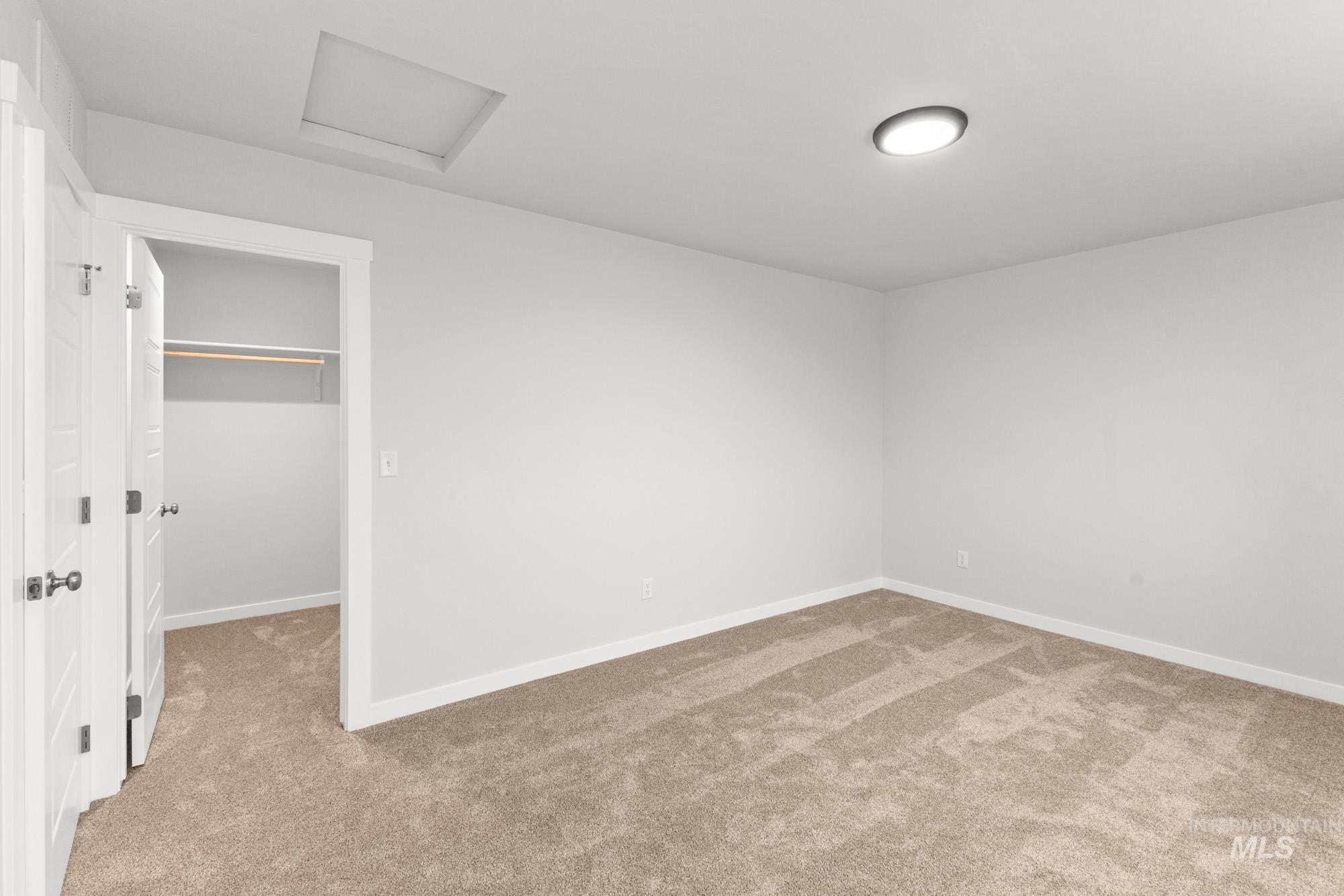 3762 W Maypearl St, Meridian, Idaho 83642, 5 Bedrooms, 2.5 Bathrooms, Residential For Sale, Price $519,990,MLS 98970106