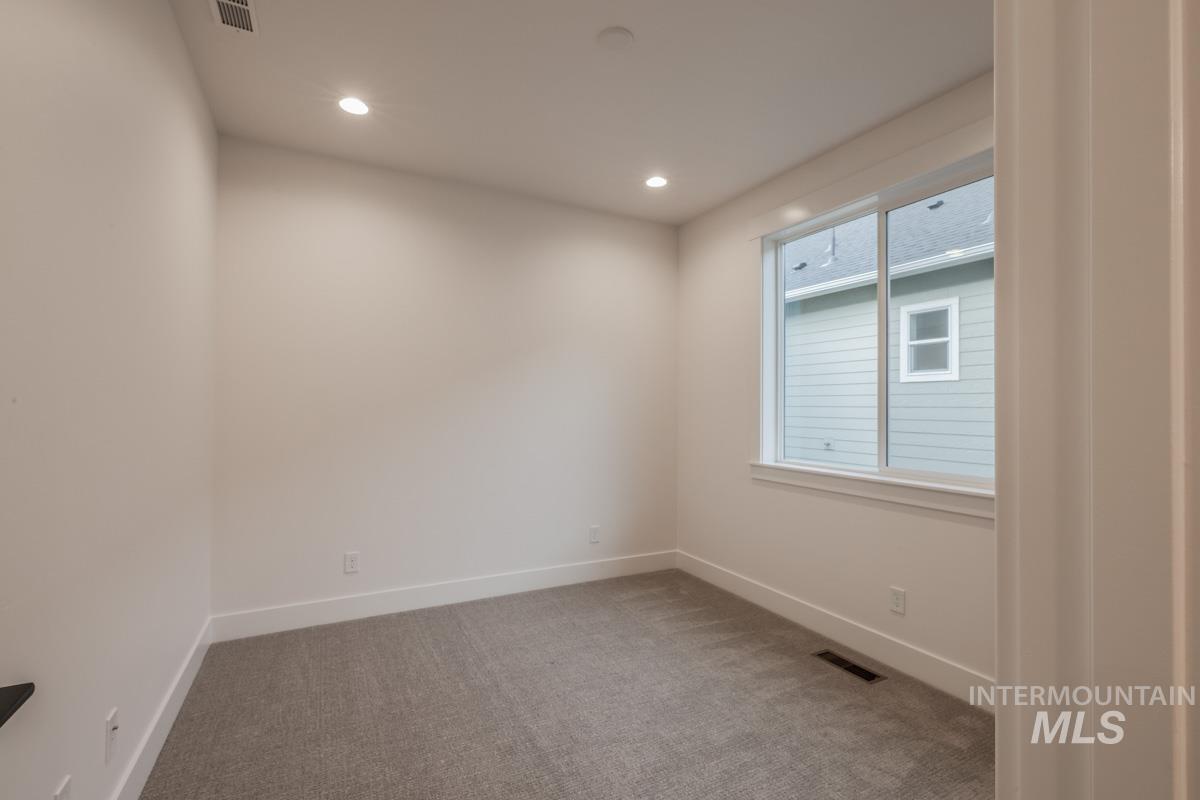 6083 S Apex Ave, Meridian, Idaho 83642, 3 Bedrooms, 3 Bathrooms, Residential For Sale, Price $624,900, 98970107