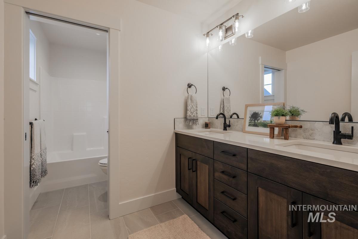 6083 S Apex Ave, Meridian, Idaho 83642, 3 Bedrooms, 3 Bathrooms, Residential For Sale, Price $624,900, 98970107