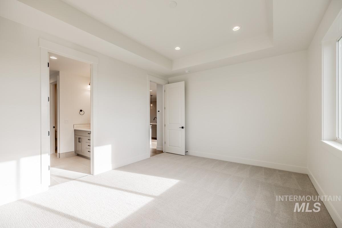 10285 Stony Oak Ct, Nampa, Idaho 83687, 3 Bedrooms, 3 Bathrooms, Residential For Sale, Price $549,900,MLS 98970115