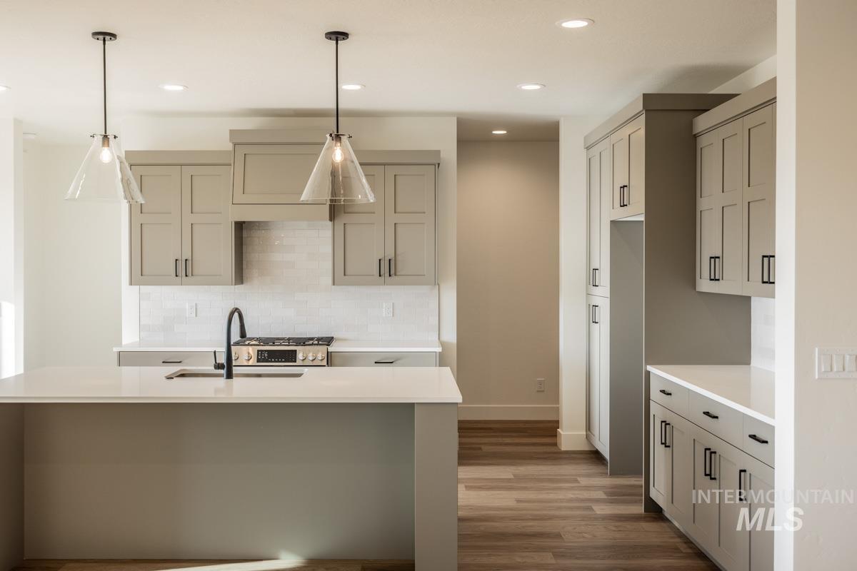 10285 Stony Oak Ct, Nampa, Idaho 83687, 3 Bedrooms, 3 Bathrooms, Residential For Sale, Price $549,900,MLS 98970115