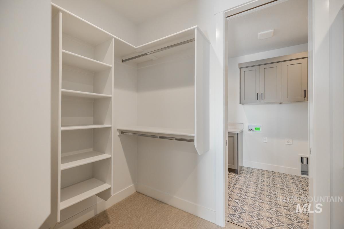 10285 Stony Oak Ct, Nampa, Idaho 83687, 3 Bedrooms, 3 Bathrooms, Residential For Sale, Price $549,900,MLS 98970115