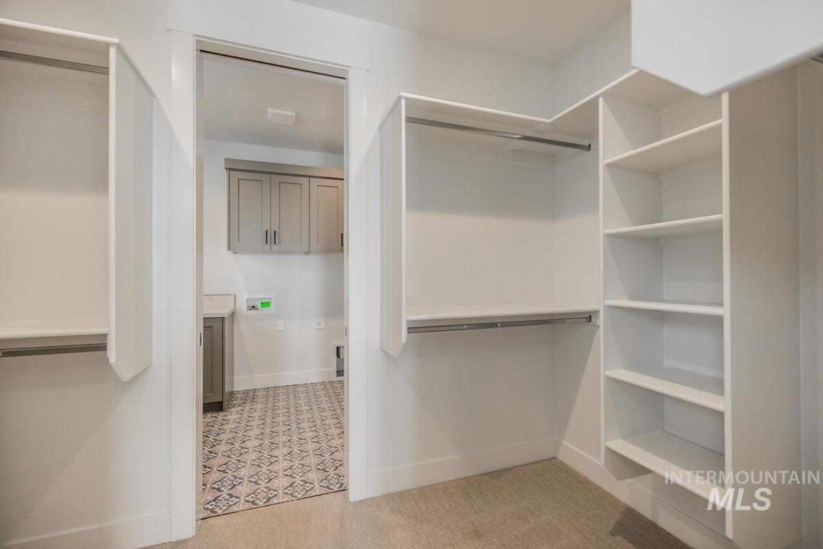 10285 Stony Oak Ct, Nampa, Idaho 83687, 3 Bedrooms, 3 Bathrooms, Residential For Sale, Price $549,900,MLS 98970115