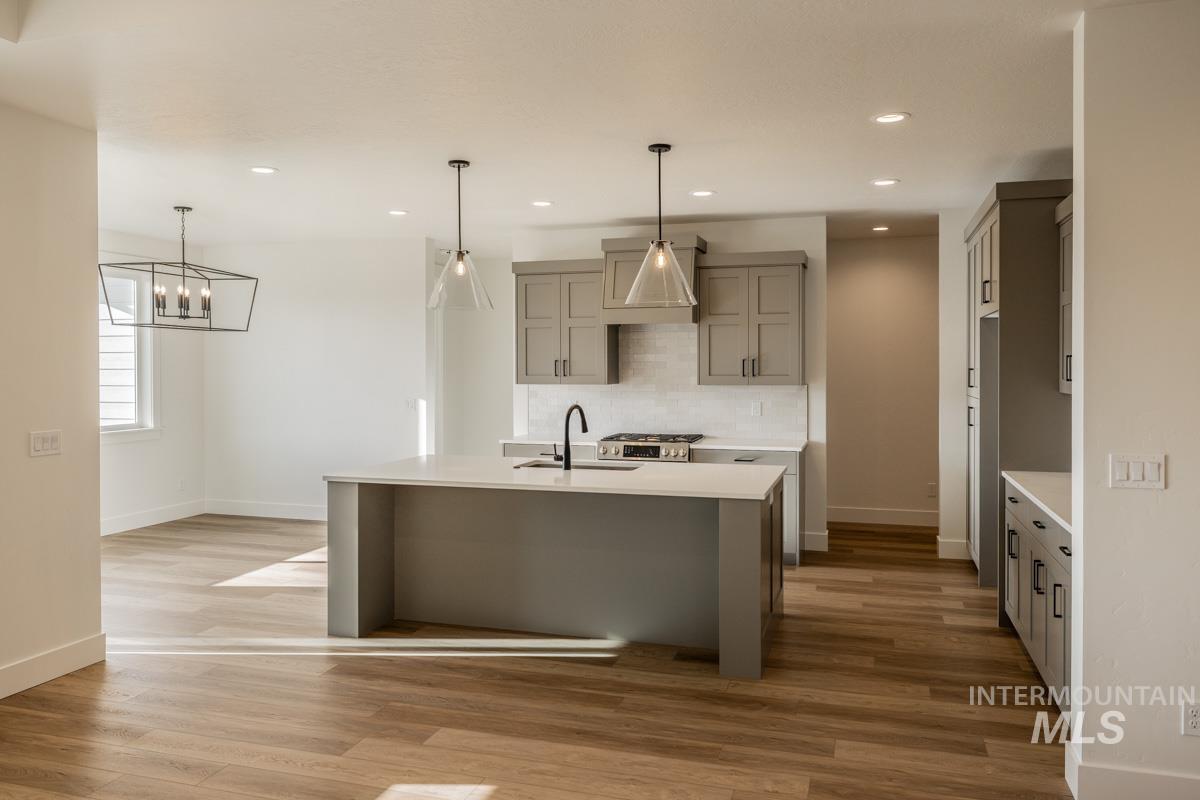 10285 Stony Oak Ct, Nampa, Idaho 83687, 3 Bedrooms, 3 Bathrooms, Residential For Sale, Price $549,900,MLS 98970115