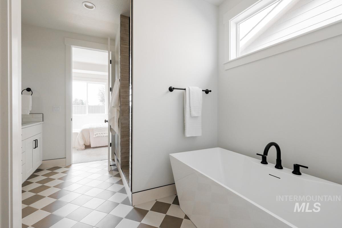 10302 Stony Oak Ct., Nampa, Idaho 83687, 3 Bedrooms, 3 Bathrooms, Residential For Sale, Price $549,900,MLS 98970121