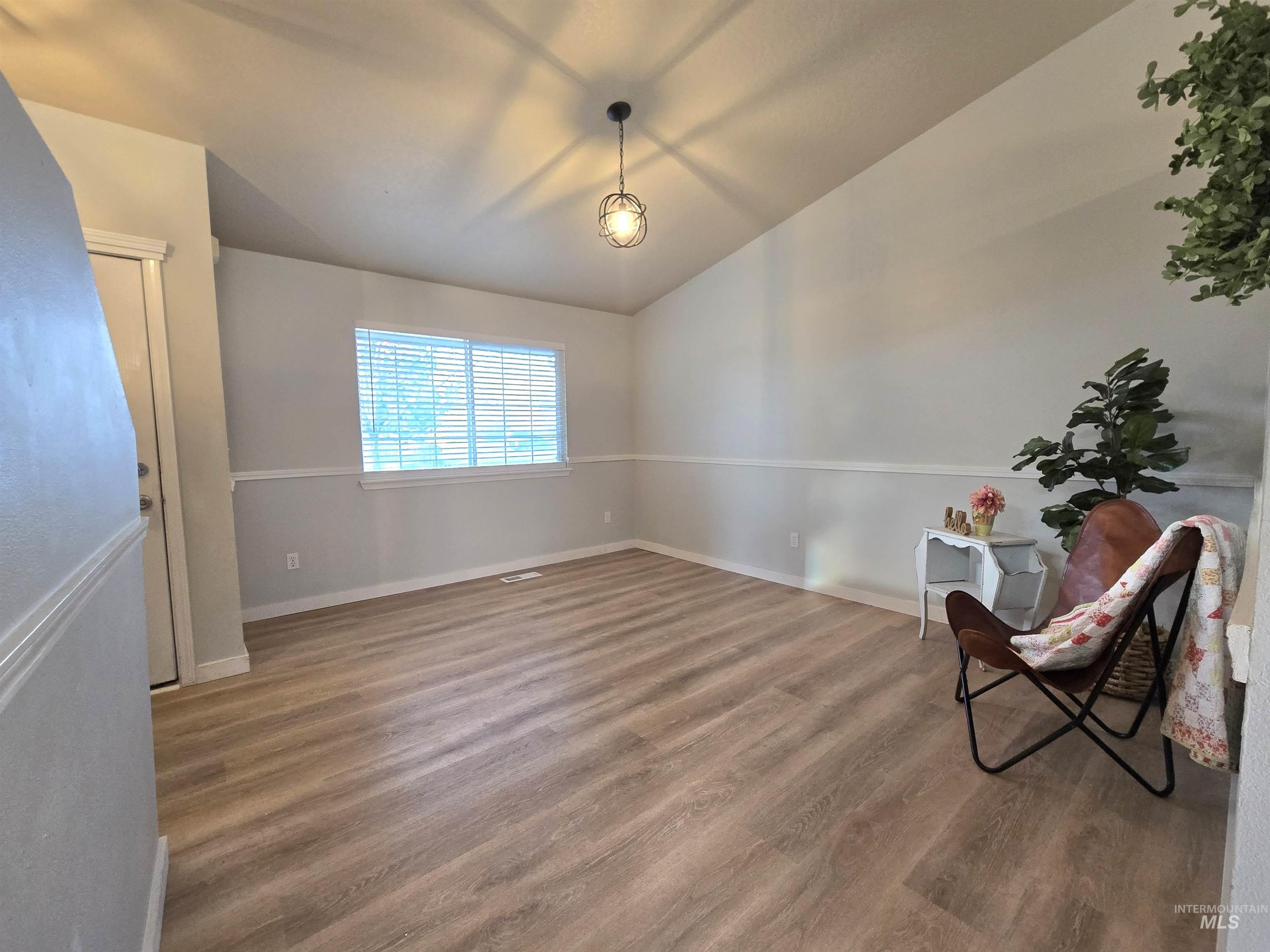 1904 Tyler St., Nampa, Idaho 83686, 3 Bedrooms, 2.5 Bathrooms, Residential For Sale, Price $355,000,MLS 98970124