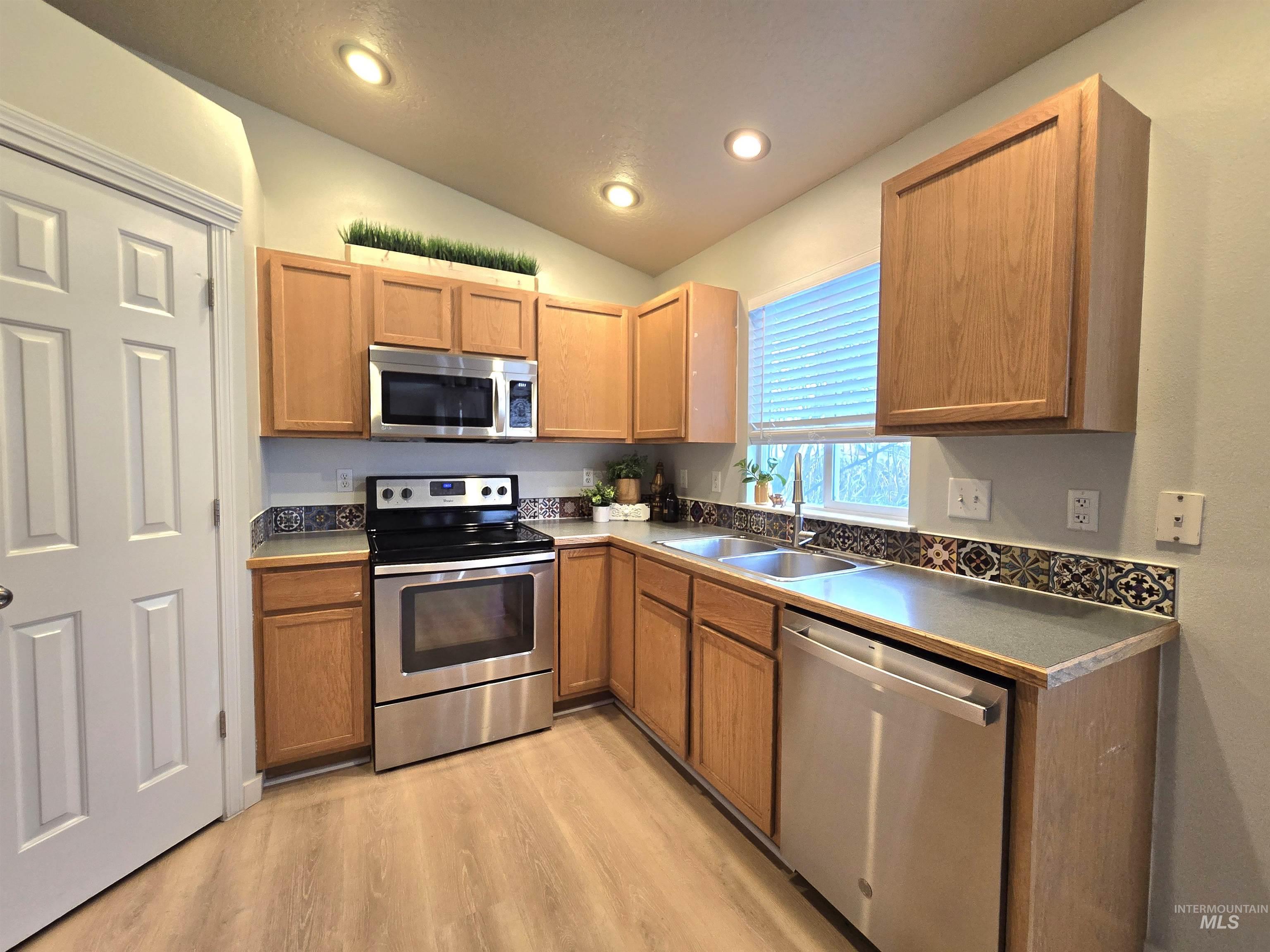 1904 Tyler St., Nampa, Idaho 83686, 3 Bedrooms, 2.5 Bathrooms, Residential For Sale, Price $355,000, 98970124