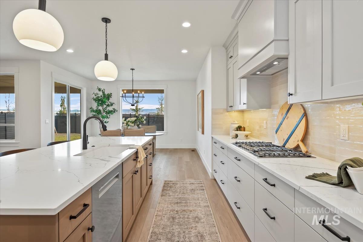 2560 N Palaestra Ave, Eagle, Idaho 83616, 4 Bedrooms, 3.5 Bathrooms, Residential For Sale, Price $999,900, 98970130