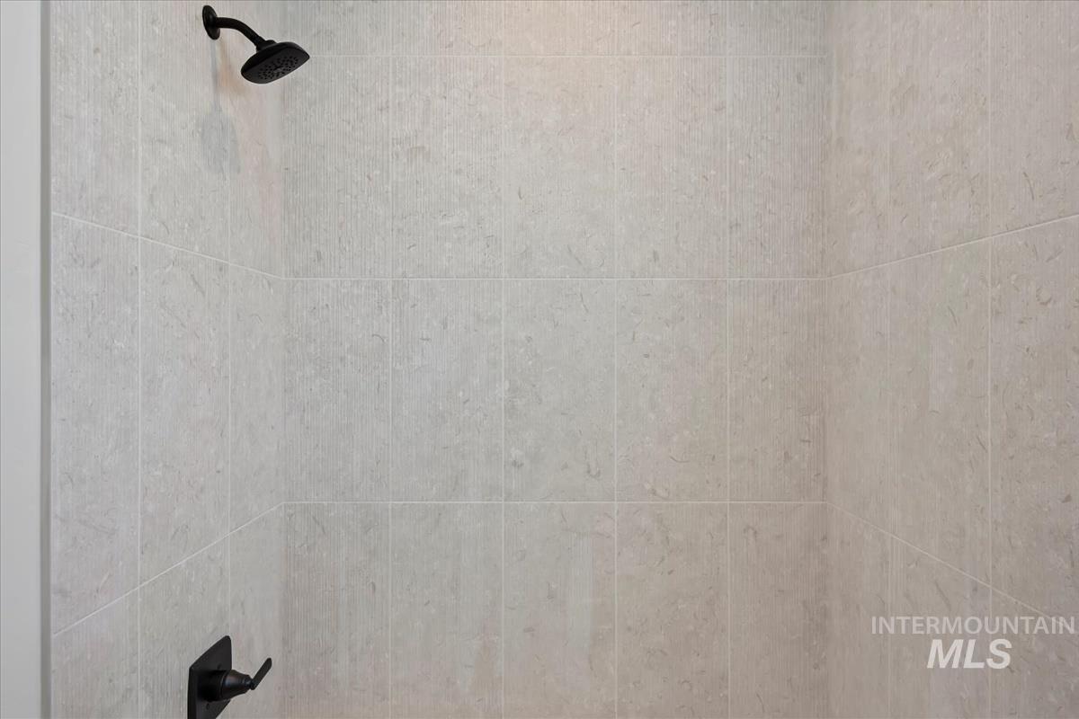 2560 N Palaestra Ave, Eagle, Idaho 83616, 4 Bedrooms, 3.5 Bathrooms, Residential For Sale, Price $999,900, 98970130