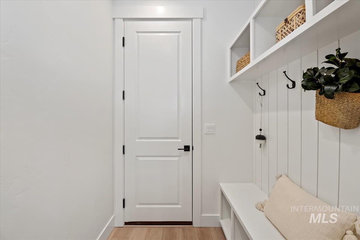 2560 N Palaestra Ave, Eagle, Idaho 83616, 4 Bedrooms, 3.5 Bathrooms, Residential For Sale, Price $999,900, 98970130