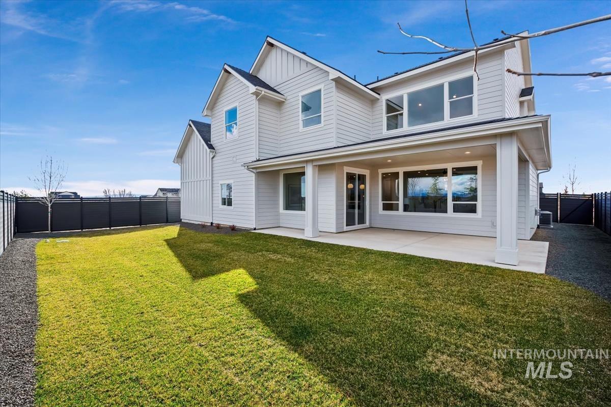 2560 N Palaestra Ave, Eagle, Idaho 83616, 4 Bedrooms, 3.5 Bathrooms, Residential For Sale, Price $999,900, 98970130