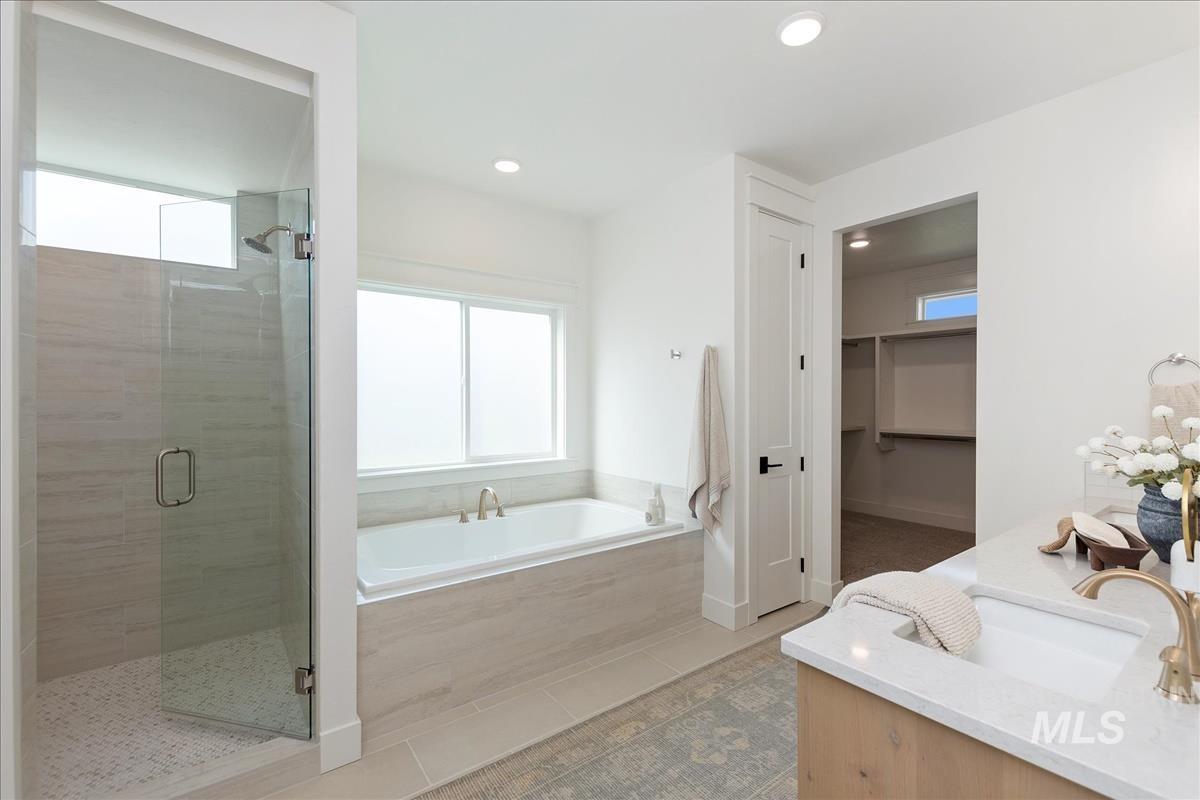 2560 N Palaestra Ave, Eagle, Idaho 83616, 4 Bedrooms, 3.5 Bathrooms, Residential For Sale, Price $999,900, 98970130