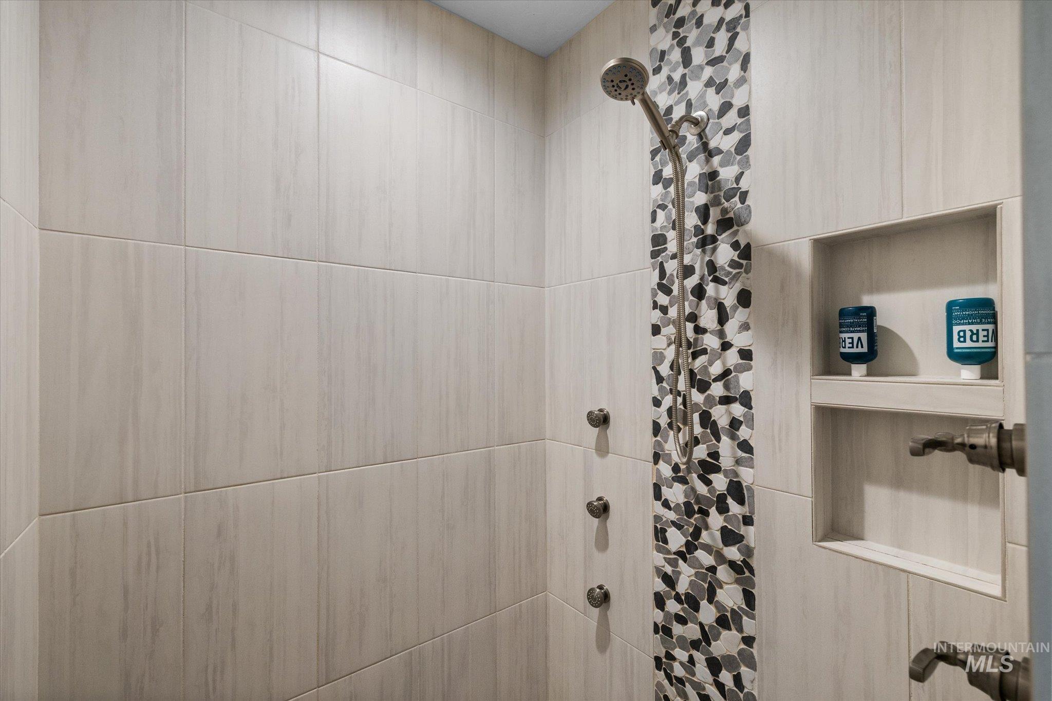 Main Ensuite tiled shower