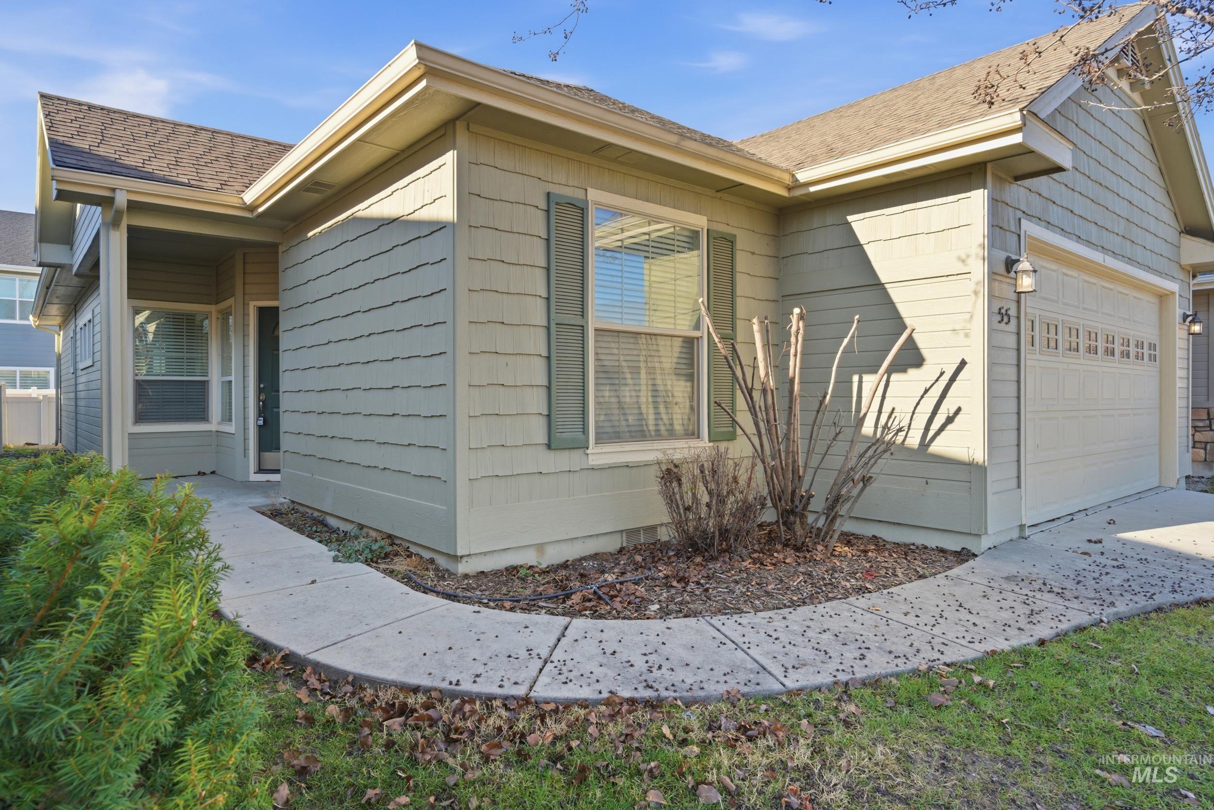 55 S Selwood Lane, Star, Idaho 83669, 3 Bedrooms, 3 Bathrooms, Residential For Sale, Price $375,000, 98970145