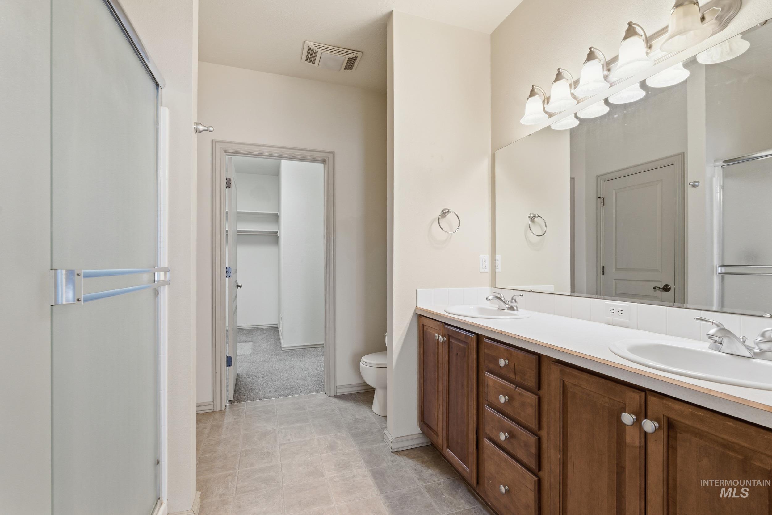 55 S Selwood Lane, Star, Idaho 83669, 3 Bedrooms, 3 Bathrooms, Residential For Sale, Price $375,000, 98970145