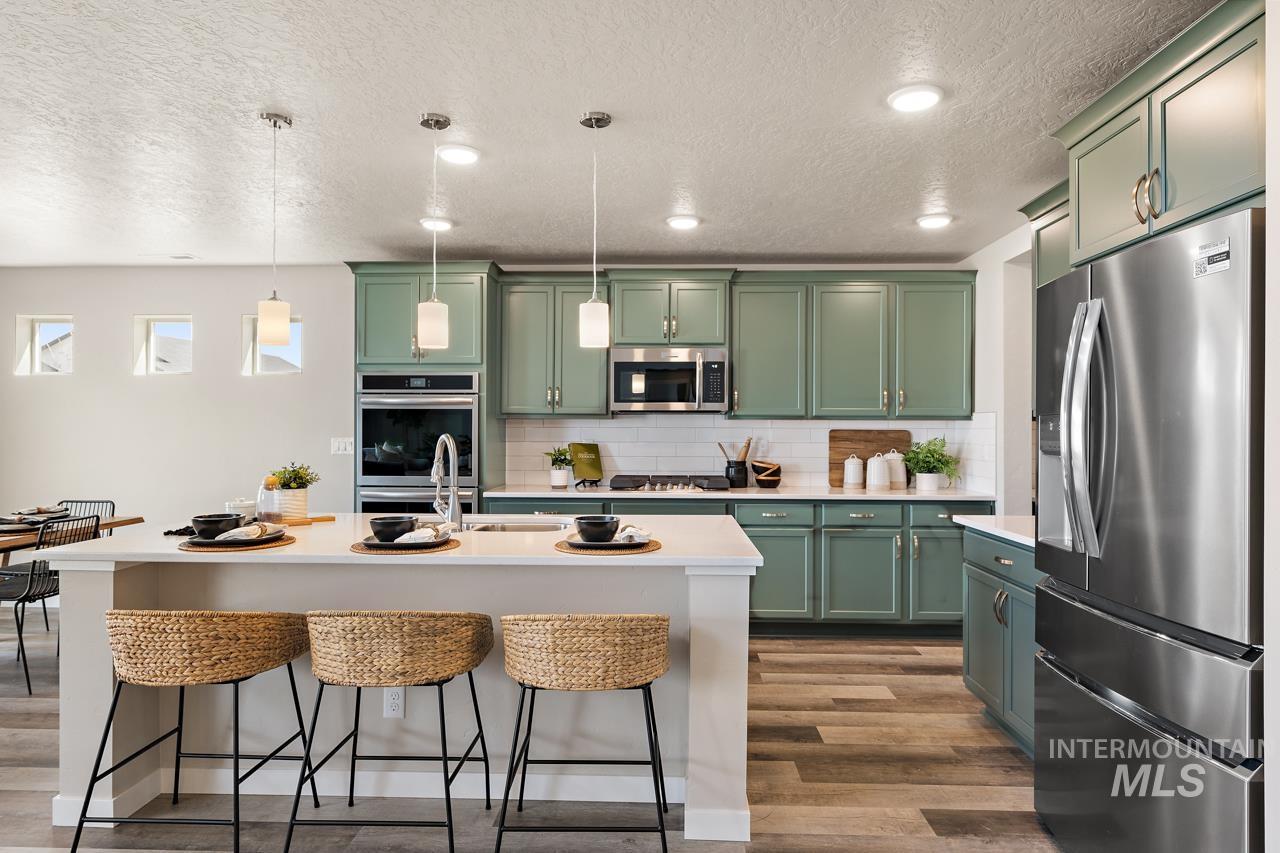 19427 Snowyside Way, Caldwell, Idaho 83605, 4 Bedrooms, 3.5 Bathrooms, Residential For Sale, Price $476,990, 98970147