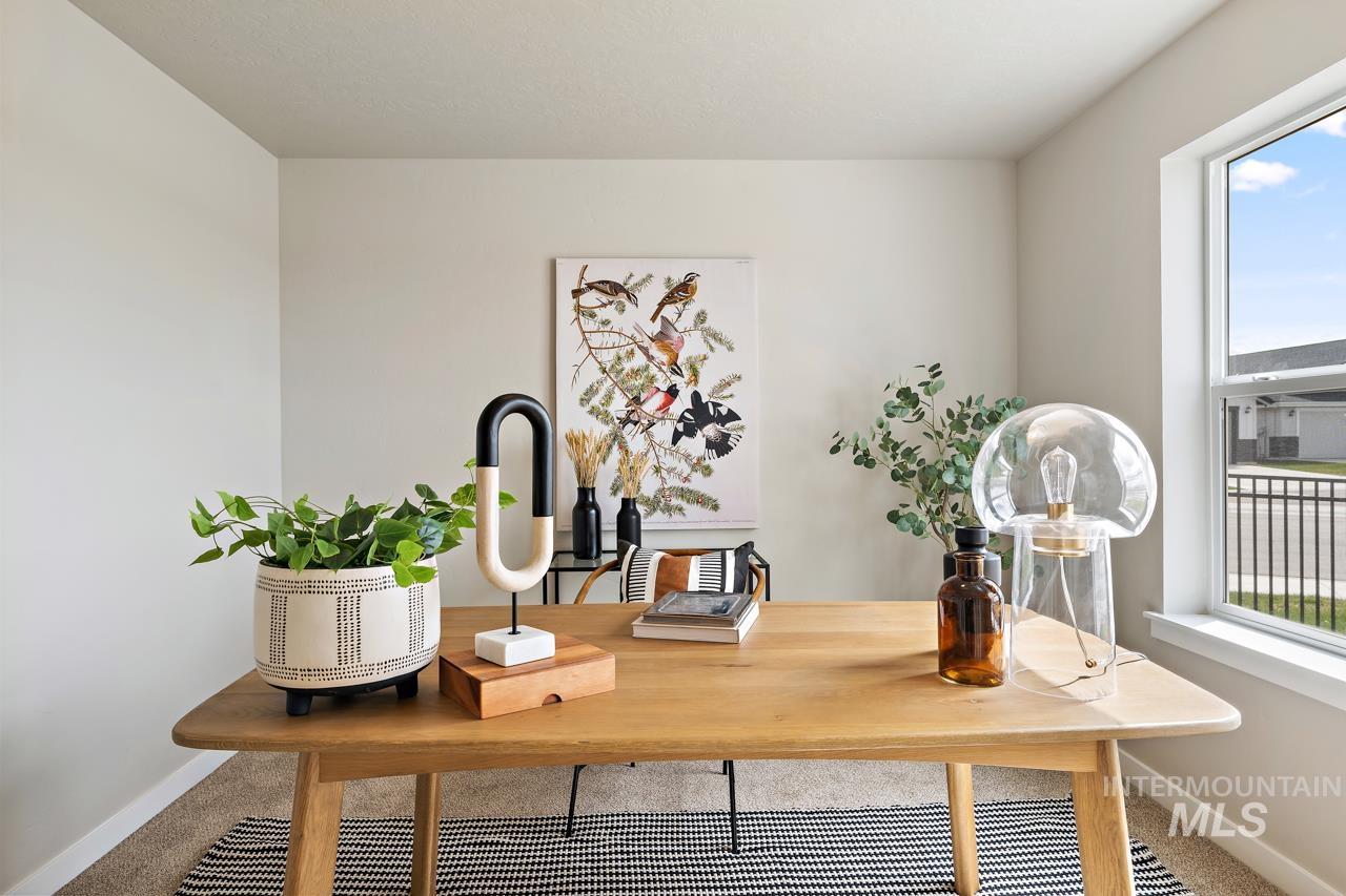 19427 Snowyside Way, Caldwell, Idaho 83605, 4 Bedrooms, 3.5 Bathrooms, Residential For Sale, Price $476,990, 98970147