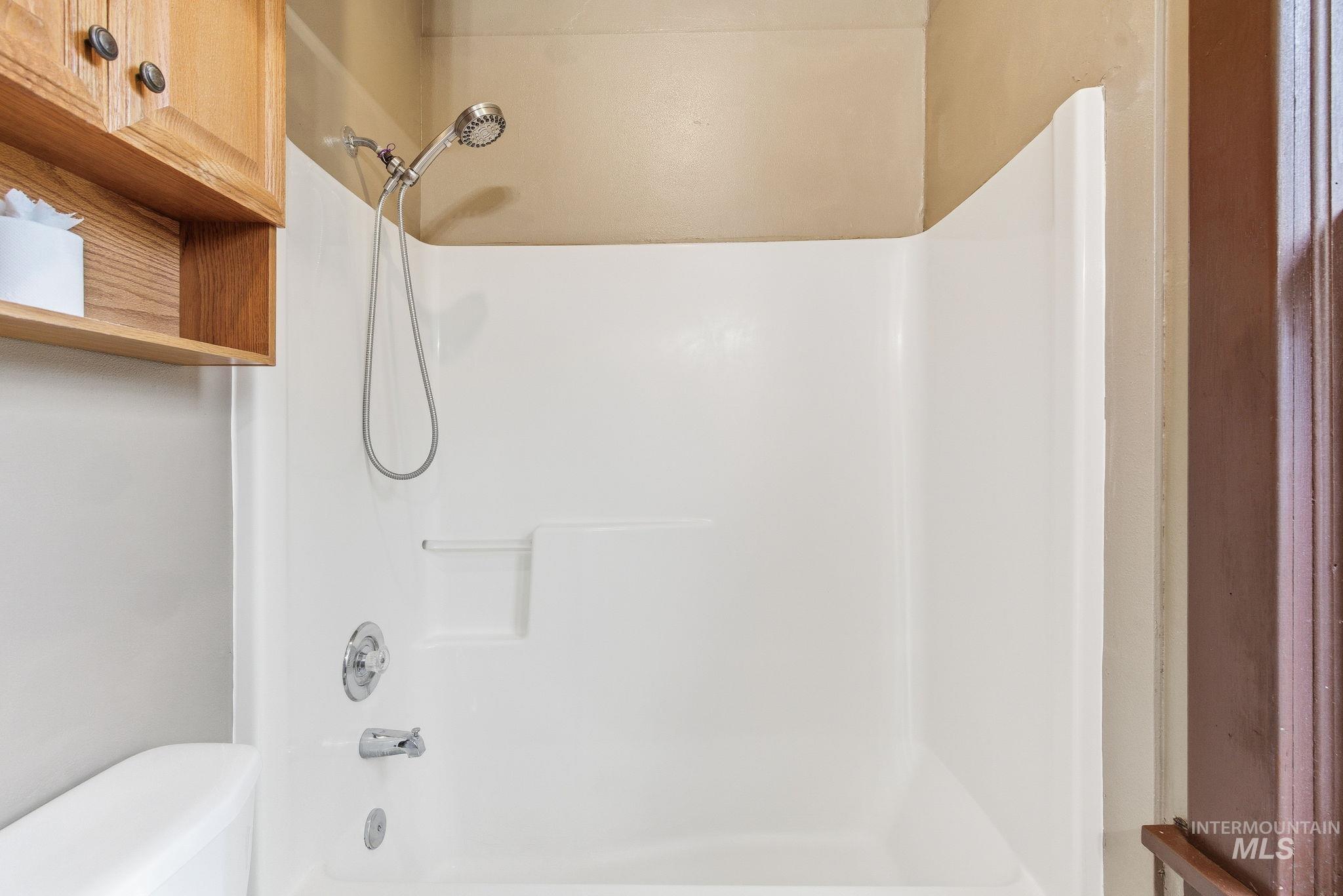 6323 W Everett St, Boise, Idaho 83704, 1 Bedroom, 1 Bathroom, Residential For Sale, Price $325,000, 98970148