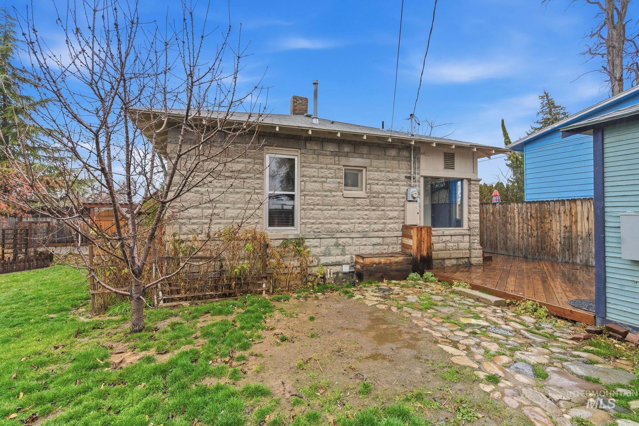 6323 W Everett St, Boise, Idaho 83704, 1 Bedroom, 1 Bathroom, Residential For Sale, Price $325,000, 98970148