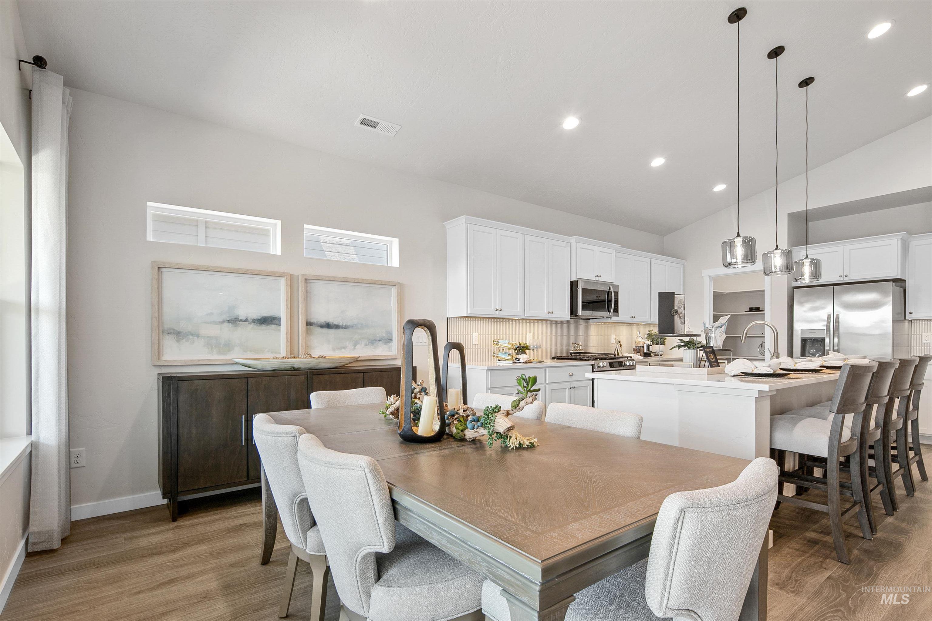 19439 Snowyside Way, Caldwell, Idaho 83605, 3 Bedrooms, 2 Bathrooms, Residential For Sale, Price $392,990, 98970149