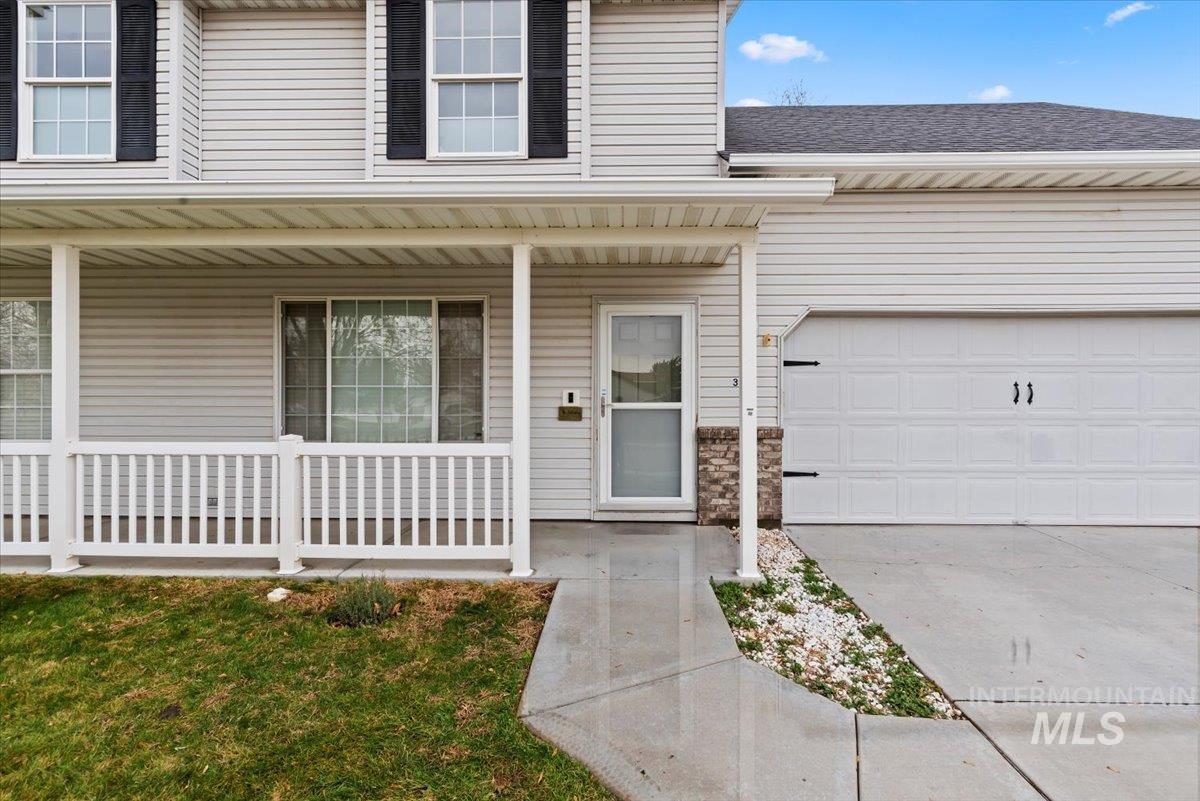 358 W Big Rack Street, Kuna, Idaho 83634, 3 Bedrooms, 2.5 Bathrooms, Residential For Sale, Price $399,900, 98970151