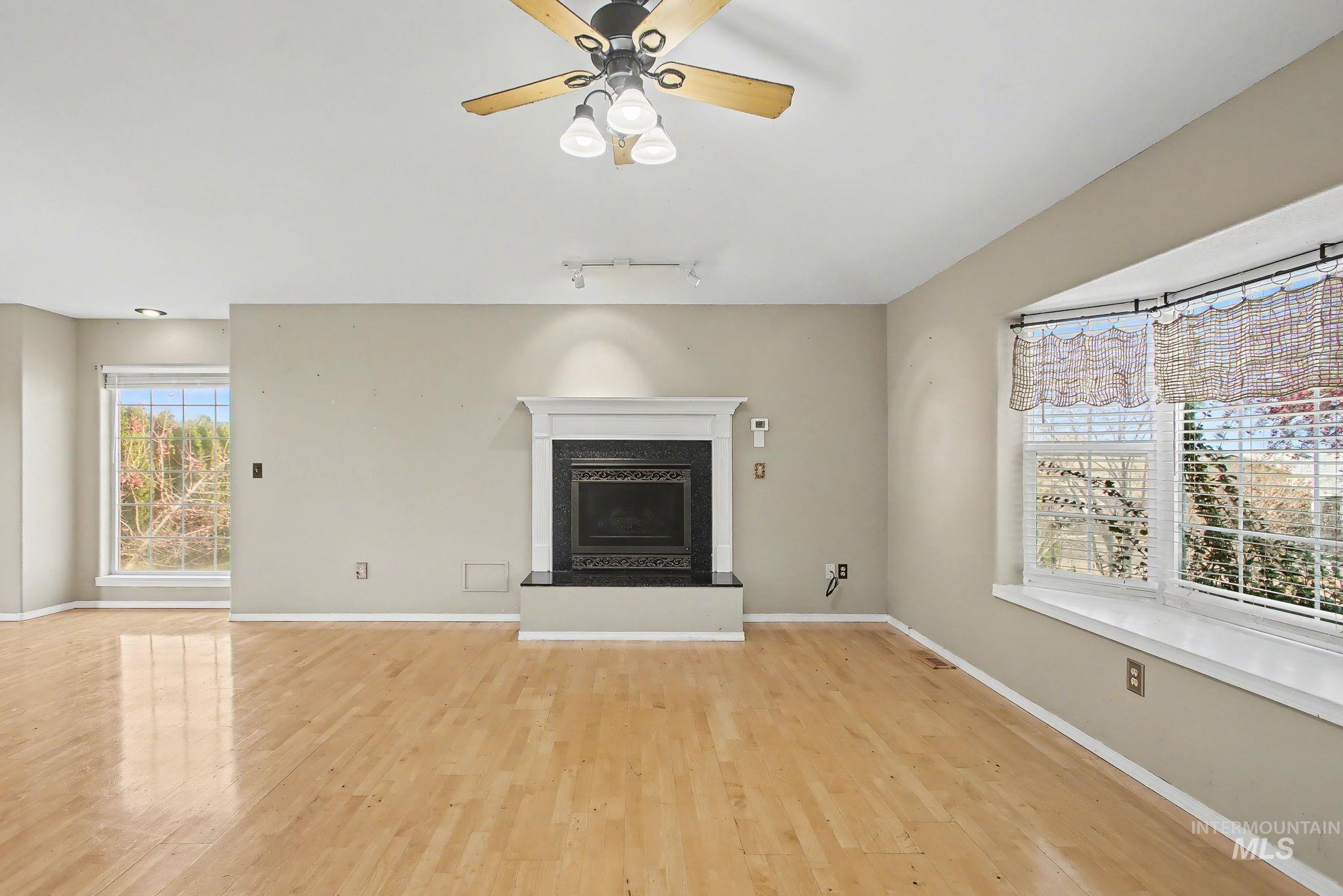 2242 Chukar Lane, Clarkston, Washington 99403, 3 Bedrooms, 2 Bathrooms, Residential For Sale, Price $399,000, 98970152