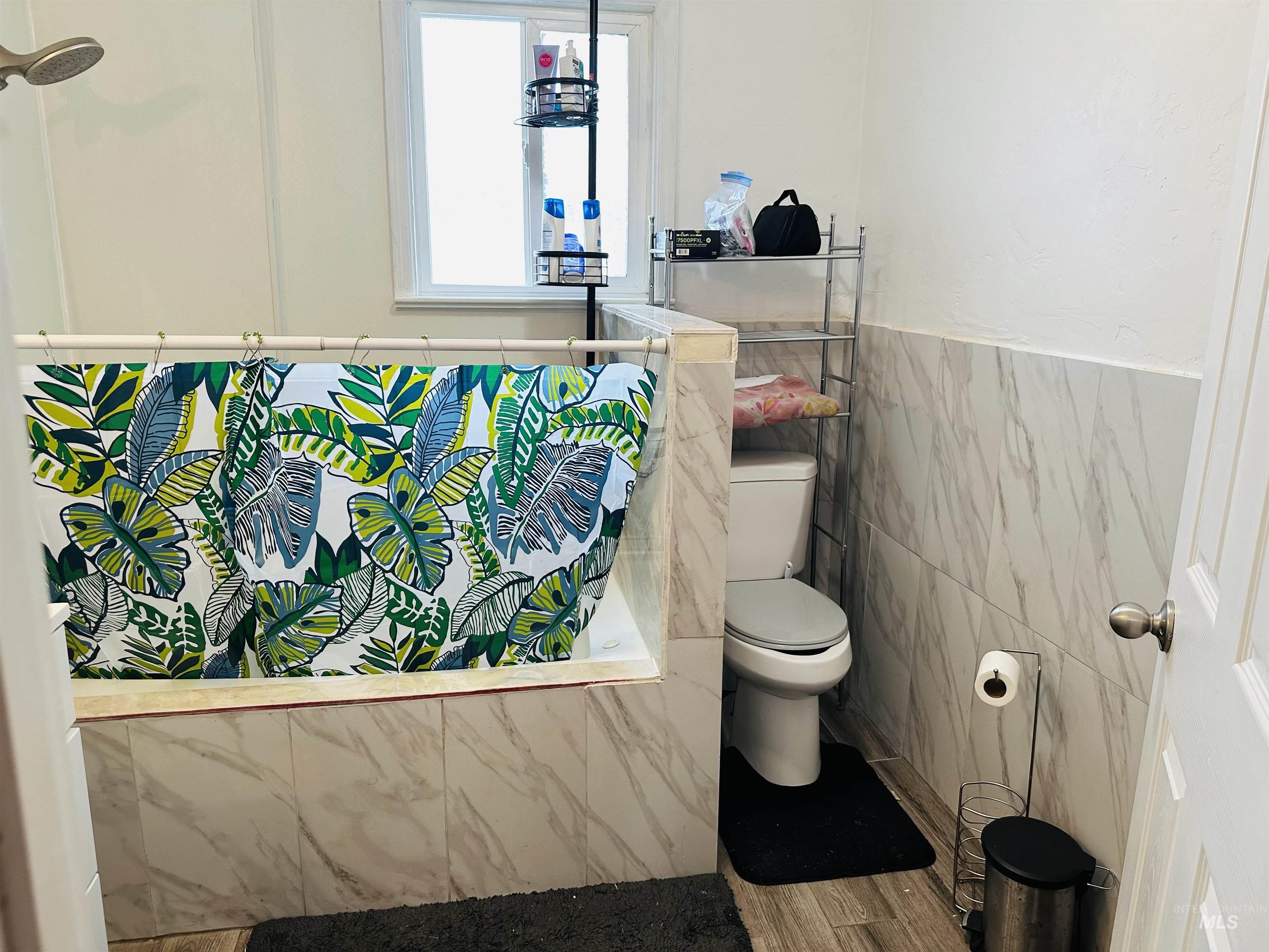 203 E Idaho Street, Paul, Idaho 83347, 2 Bedrooms, 1 Bathroom, Residential For Sale, Price $225,000, 98970159