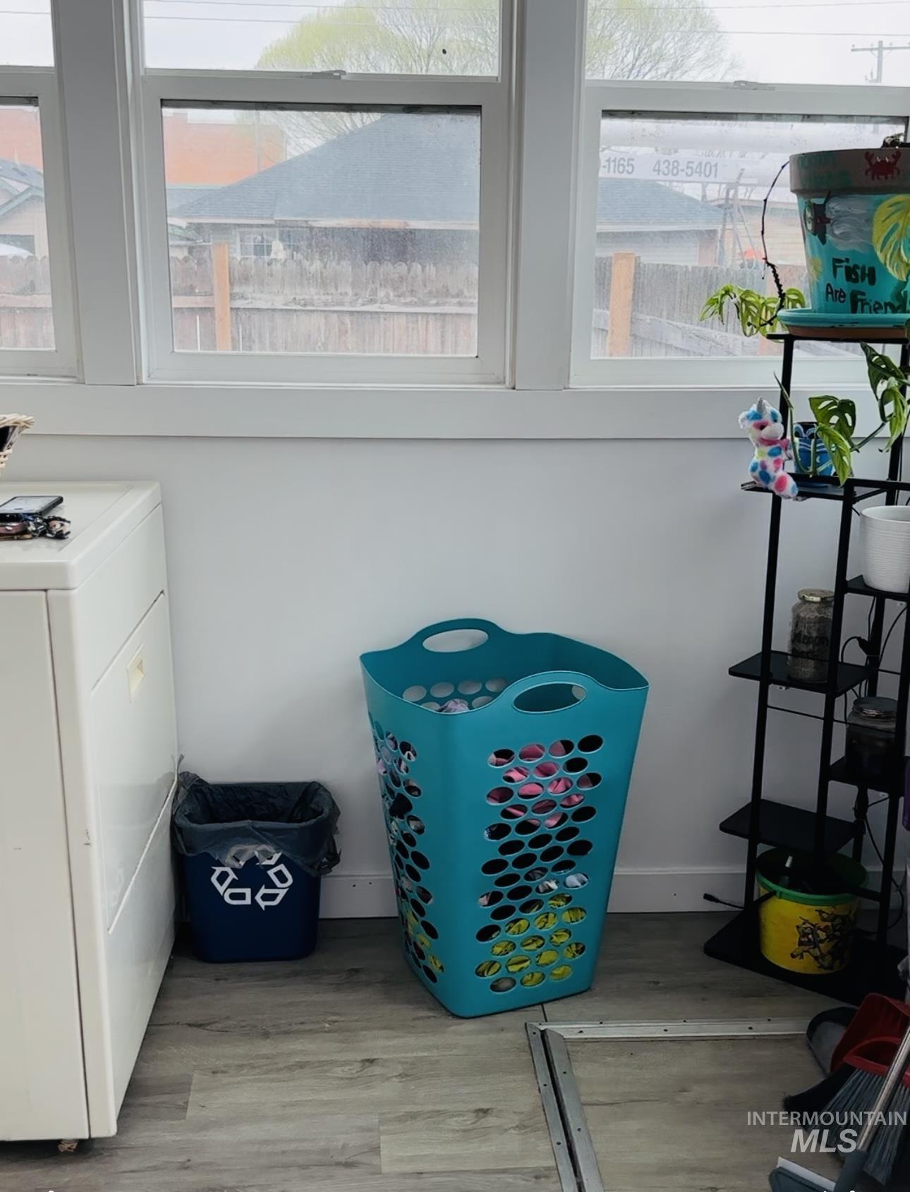 203 E Idaho Street, Paul, Idaho 83347, 2 Bedrooms, 1 Bathroom, Residential For Sale, Price $225,000, 98970159