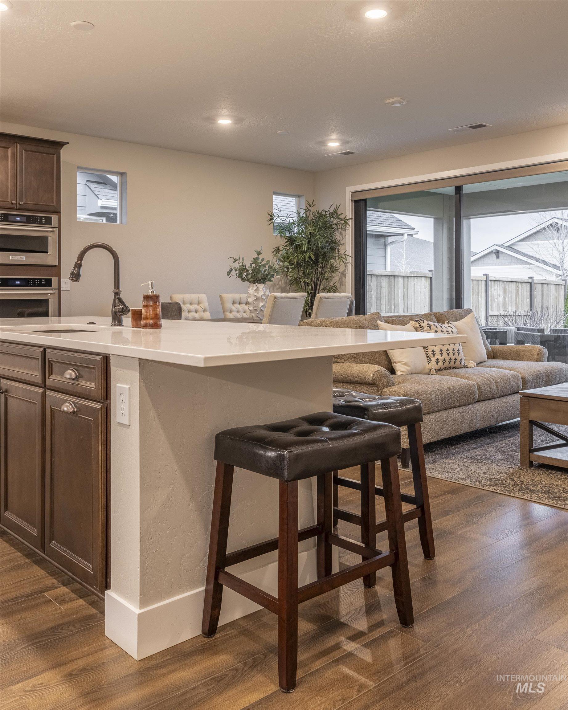 11860 W Wellness Ln, Kuna, Idaho 83634, 2 Bedrooms, 2 Bathrooms, Residential For Sale, Price $525,000, 98970164