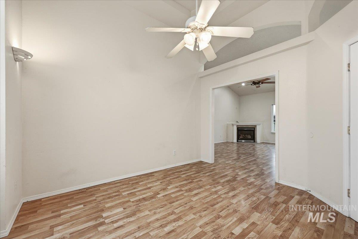 1802 W Roberts Ave, Nampa, Idaho 83651, 3 Bedrooms, 2 Bathrooms, Residential For Sale, Price $325,000, 98970168