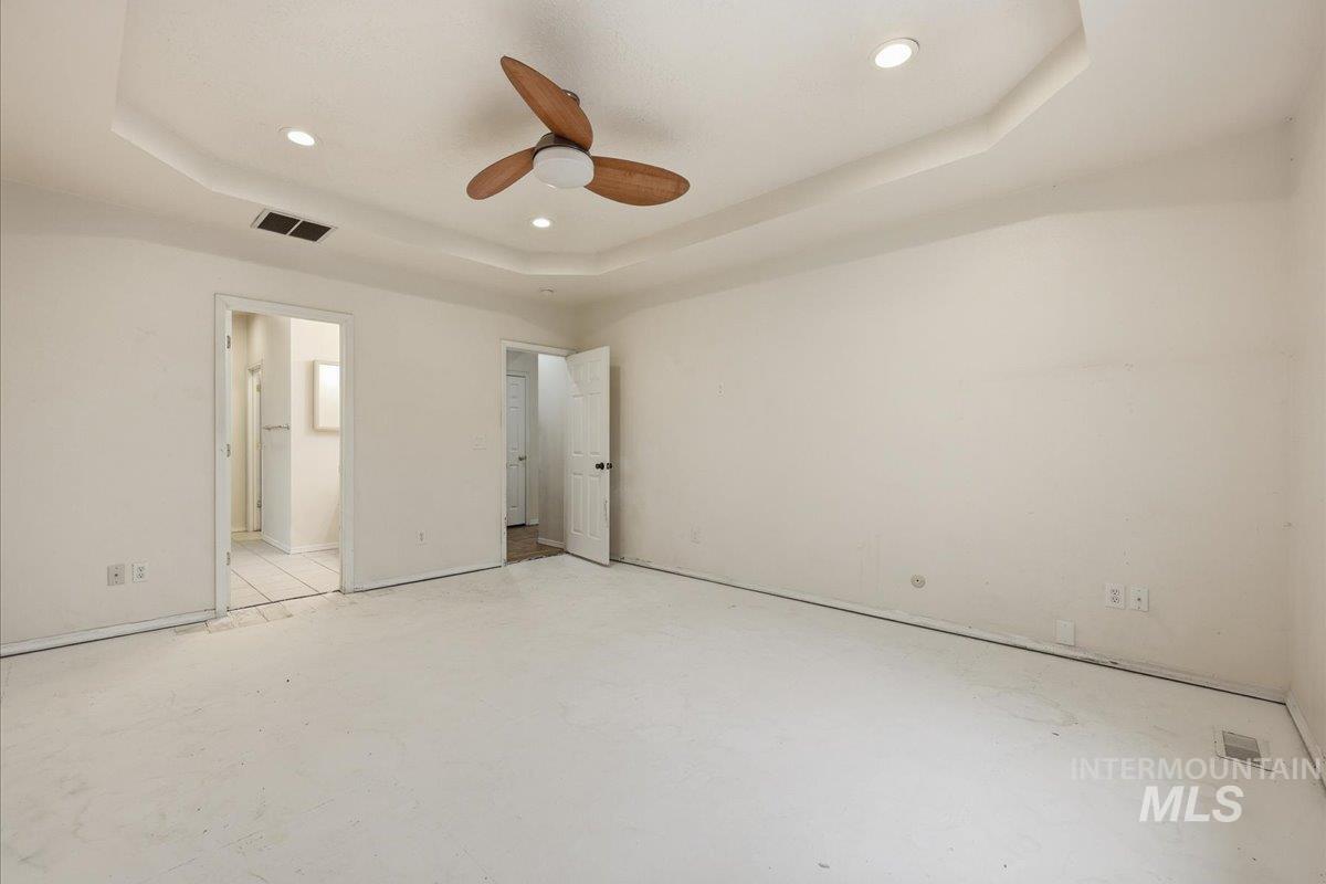 1802 W Roberts Ave, Nampa, Idaho 83651, 3 Bedrooms, 2 Bathrooms, Residential For Sale, Price $325,000, 98970168