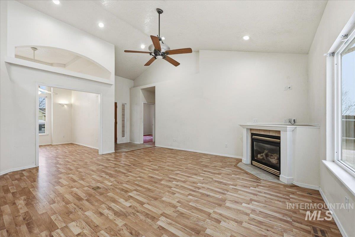 1802 W Roberts Ave, Nampa, Idaho 83651, 3 Bedrooms, 2 Bathrooms, Residential For Sale, Price $325,000, 98970168